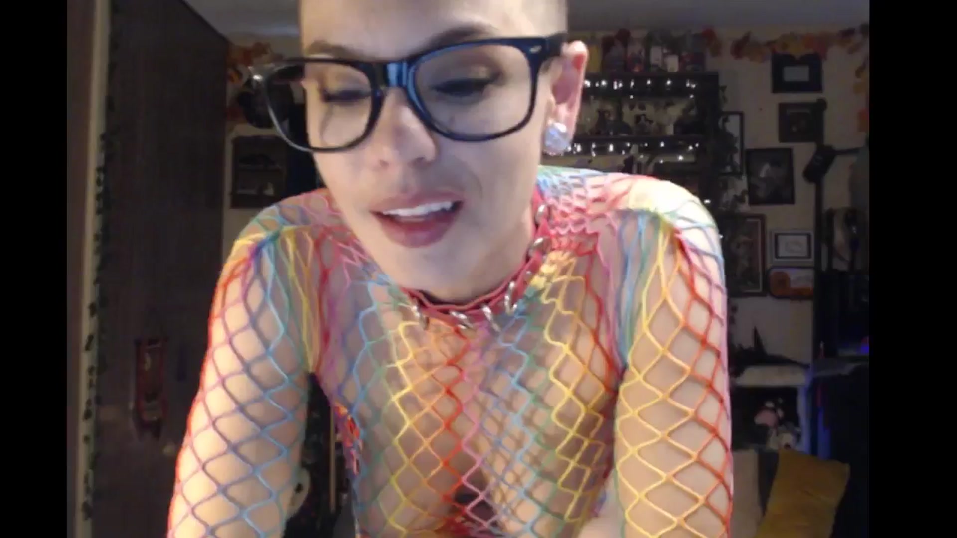 Gallery image thumbnail from Ancored's myfreecams stream on, 07/07/2024, 23:40 image 15 of 20