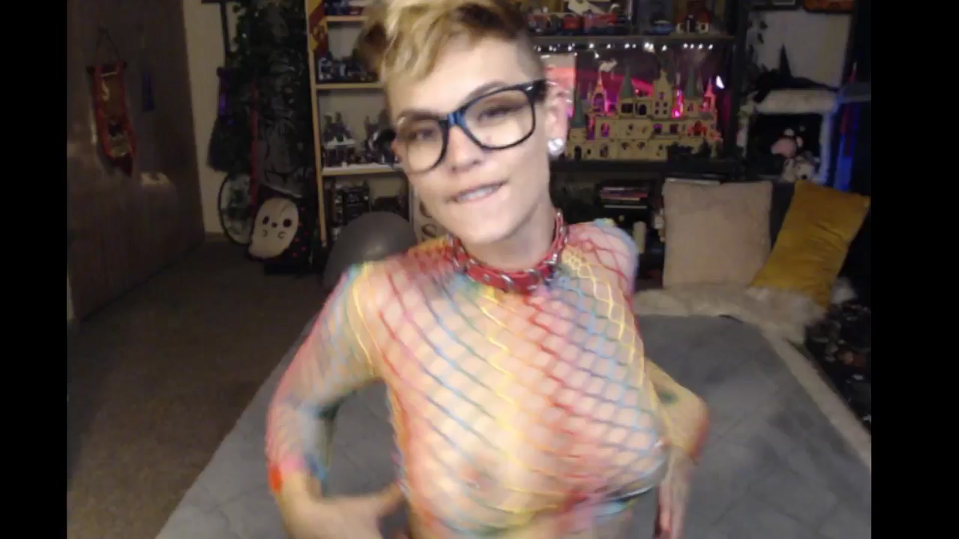 Gallery image thumbnail from Ancored's myfreecams stream on, 07/07/2024, 23:40 image 17 of 20
