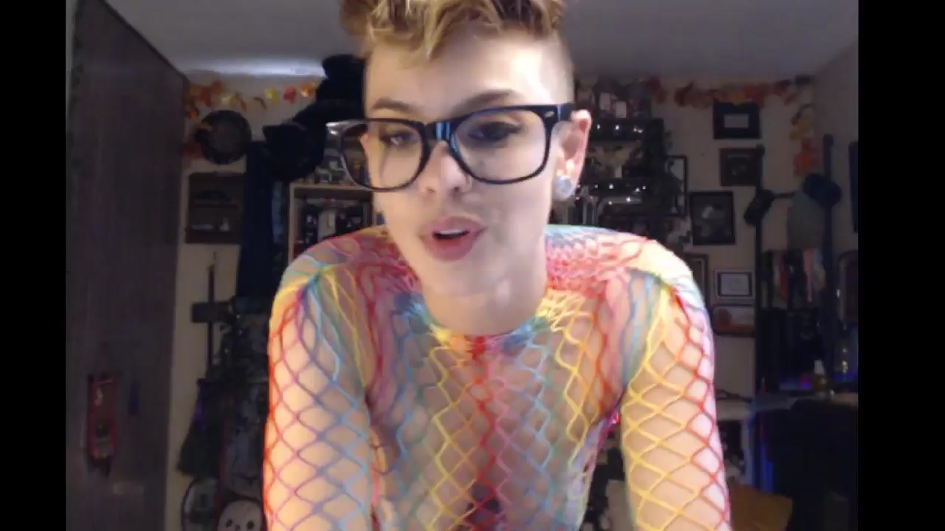 Gallery image thumbnail from Ancored's myfreecams stream on, 07/07/2024, 23:40 image 7 of 20