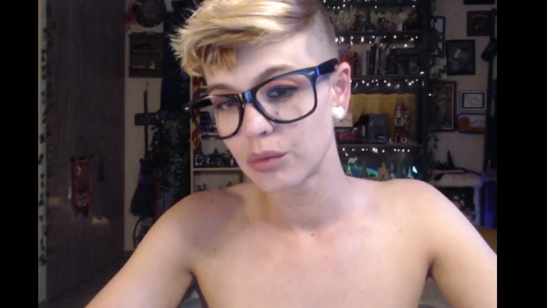 Gallery image thumbnail from Ancored's myfreecams stream on, 07/09/2024, 24:00 image 16 of 20