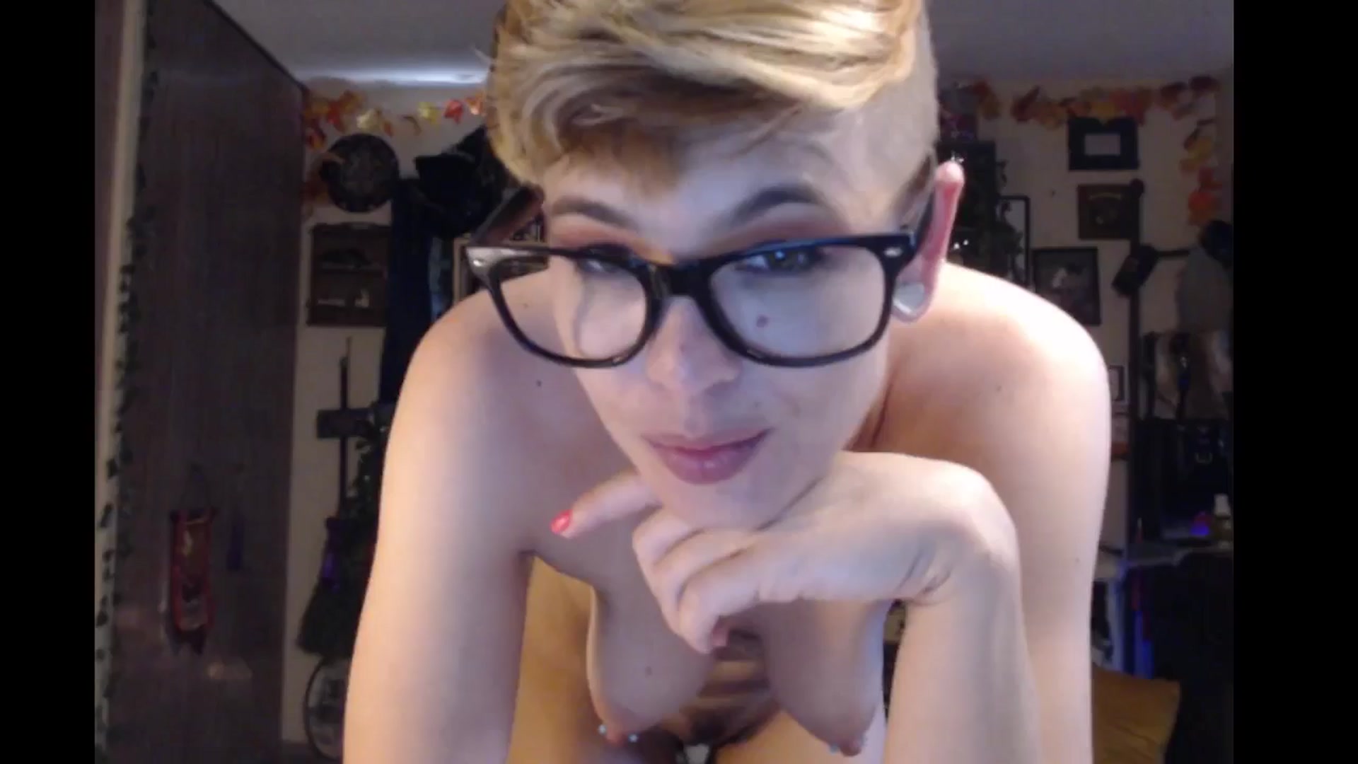 Gallery image thumbnail from Ancored's myfreecams stream on, 07/09/2024, 24:00 image 20 of 20