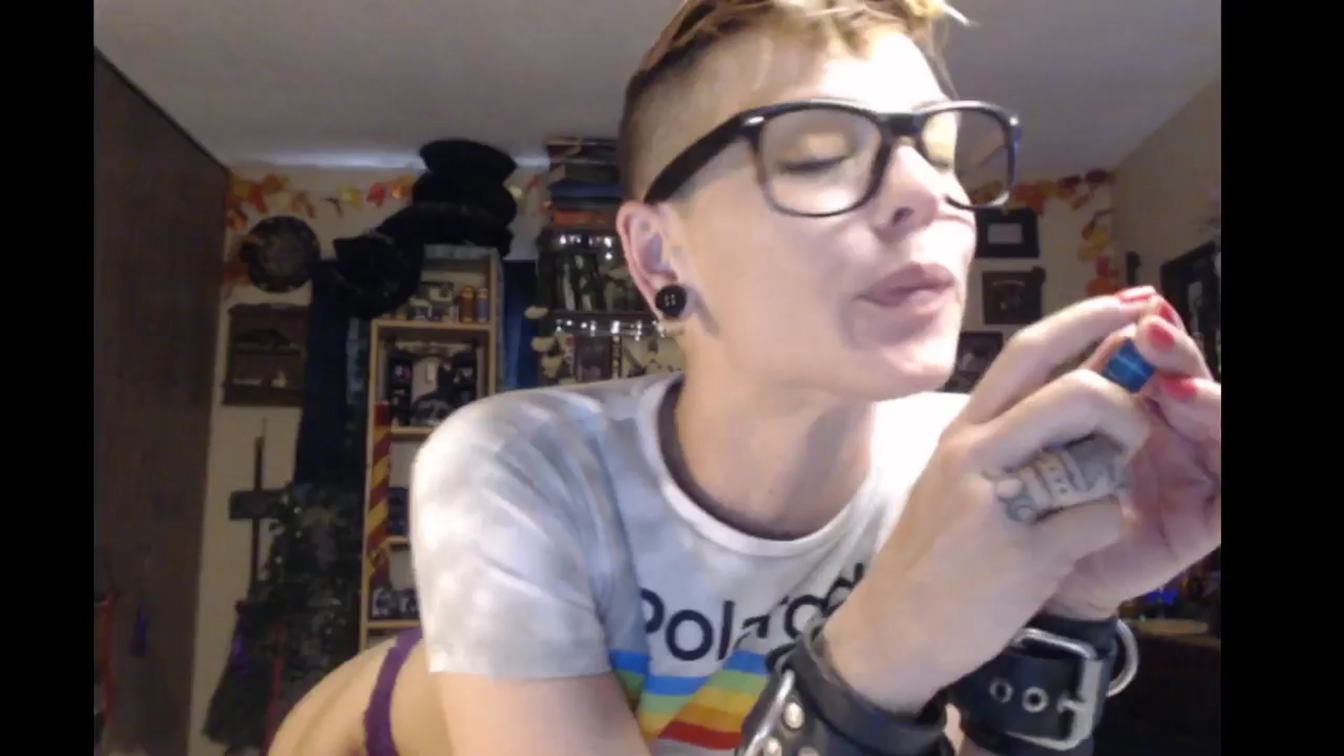 Gallery image thumbnail from Ancored's myfreecams stream on, 07/11/2024, 24:38 image 4 of 20