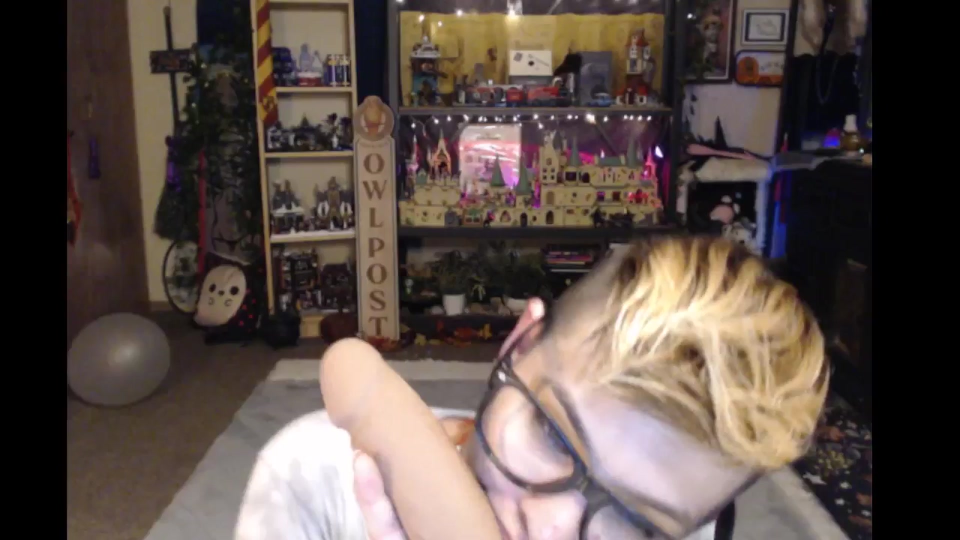 Gallery image thumbnail from Ancored's myfreecams stream on, 07/11/2024, 02:07 image 16 of 20