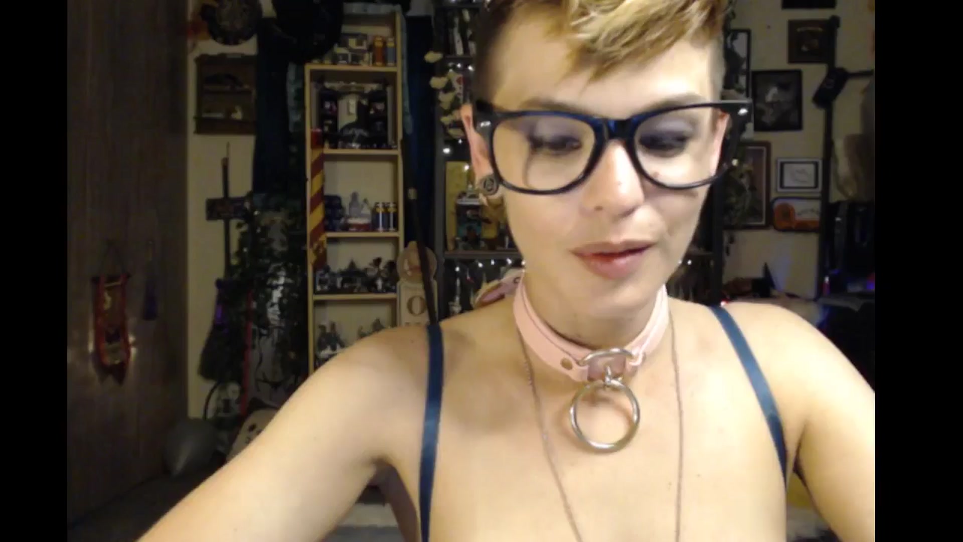 Gallery image thumbnail from Ancored's myfreecams stream on, 07/20/2024, 24:22 image 11 of 20