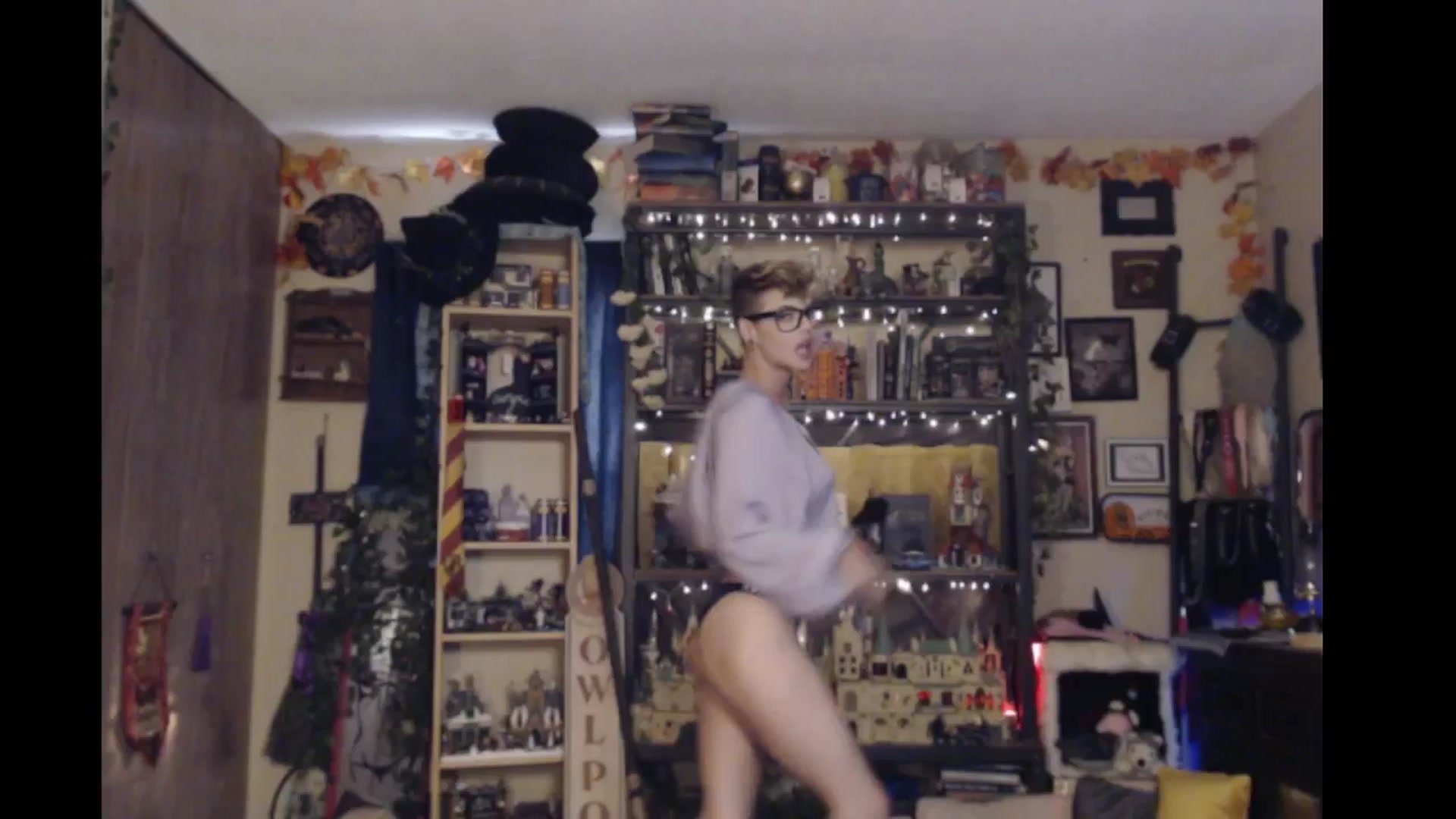 Gallery image thumbnail from Ancored's myfreecams stream on, 07/23/2024, 24:56 image 2 of 20