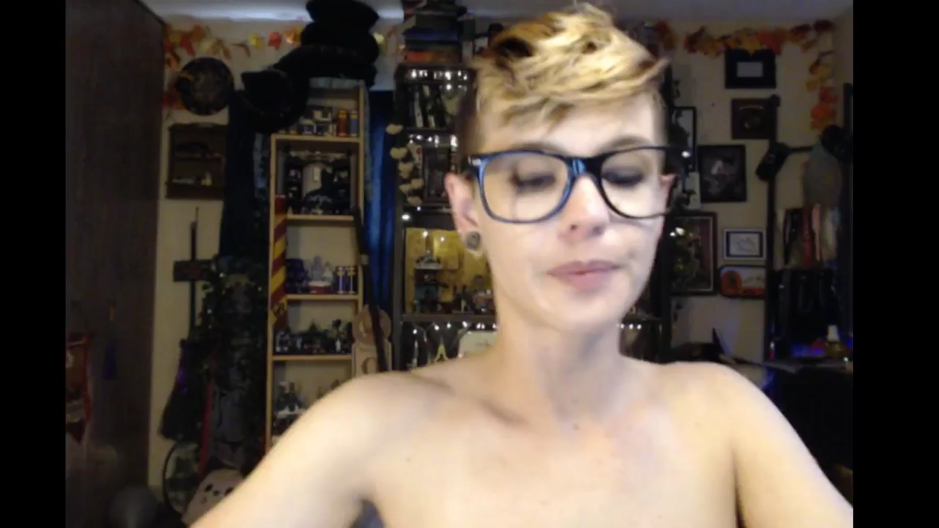 Gallery image thumbnail from Ancored's myfreecams stream on, 07/24/2024, 01:25 image 16 of 20
