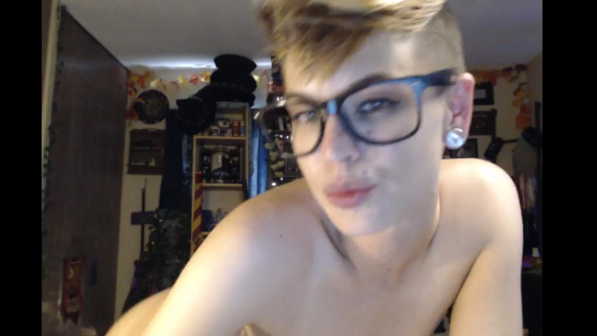 Gallery image thumbnail from Ancored's myfreecams stream on, 07/26/2024, 24:02 image 7 of 20
