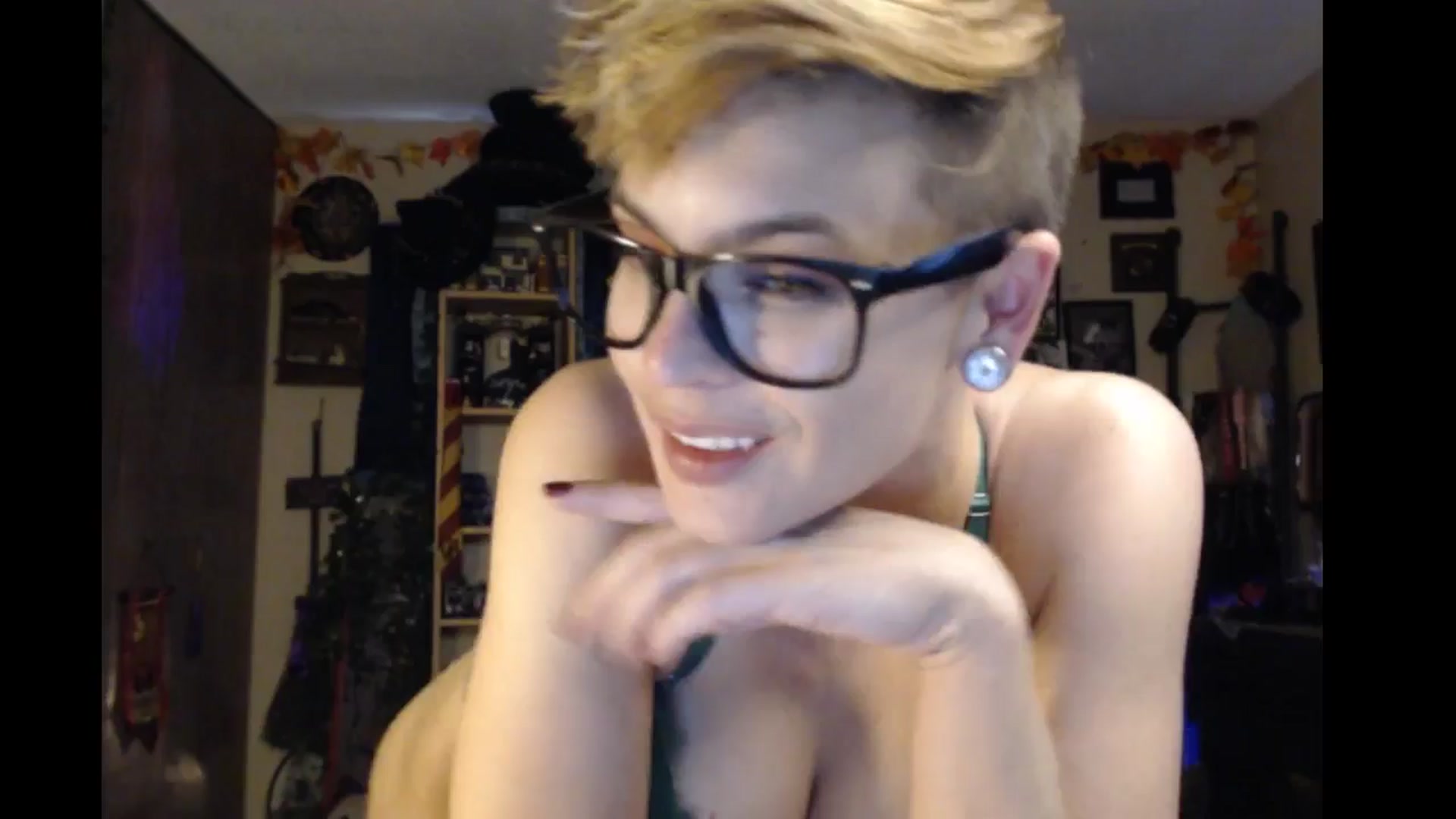 Gallery image thumbnail from Ancored's myfreecams stream on, 08/01/2024, 02:57 image 9 of 20