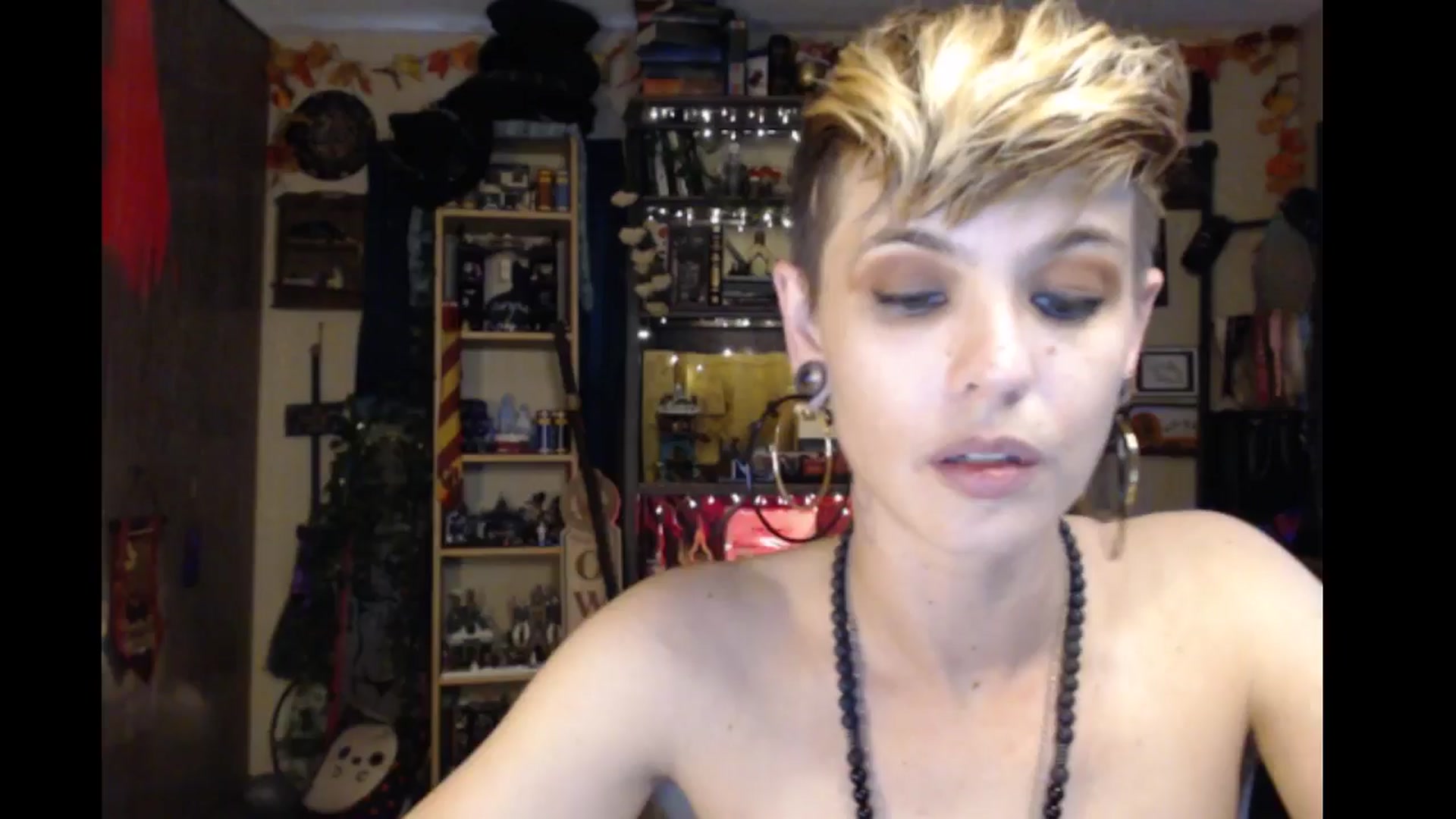 Gallery image thumbnail from Ancored's myfreecams stream on, 08/07/2024, 24:27 image 2 of 20