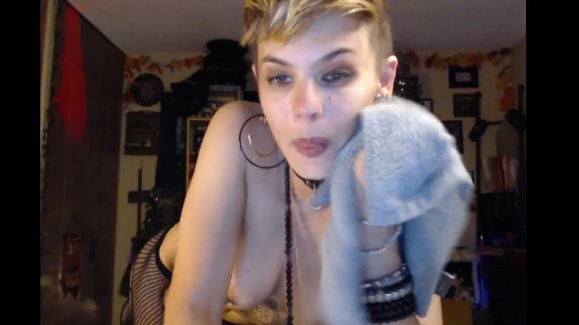 Gallery image thumbnail from Ancored's myfreecams stream on, 08/07/2024, 02:26 image 19 of 20