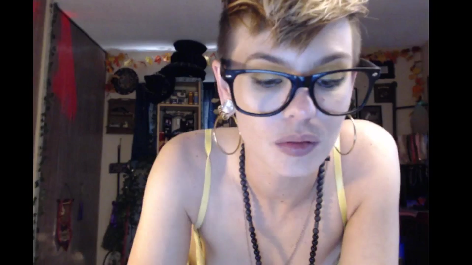 Gallery image thumbnail from Ancored's myfreecams stream on, 08/09/2024, 24:18 image 11 of 20