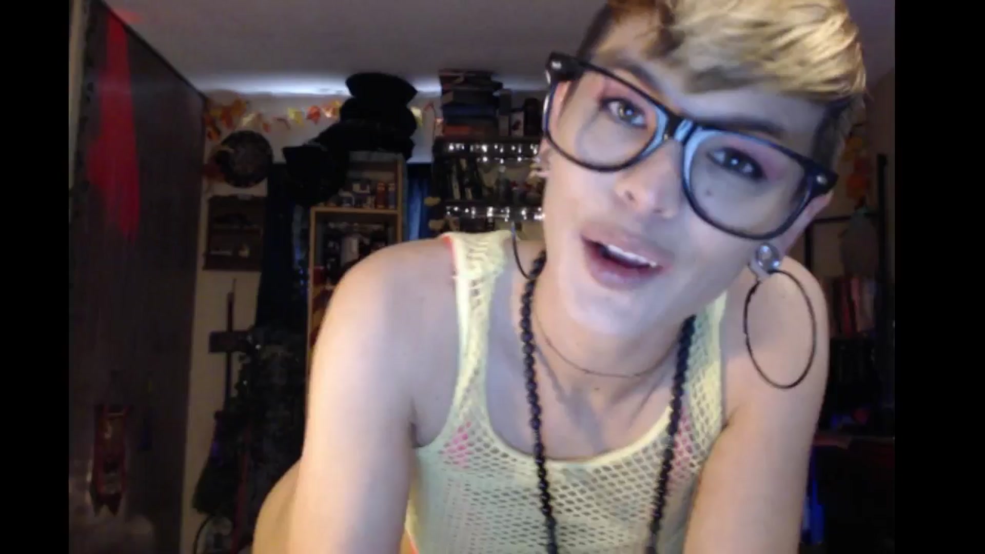 Gallery image thumbnail from Ancored's myfreecams stream on, 08/11/2024, 21:06 image 3 of 20