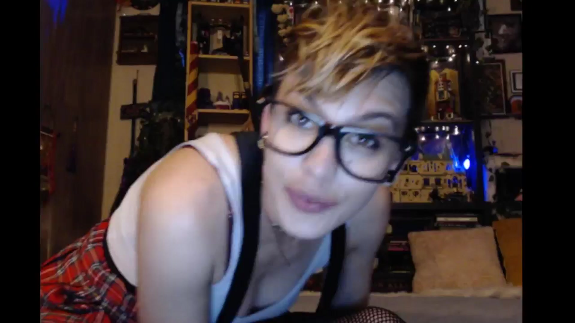 Gallery image thumbnail from Ancored's myfreecams stream on, 08/15/2024, 19:39 image 6 of 20