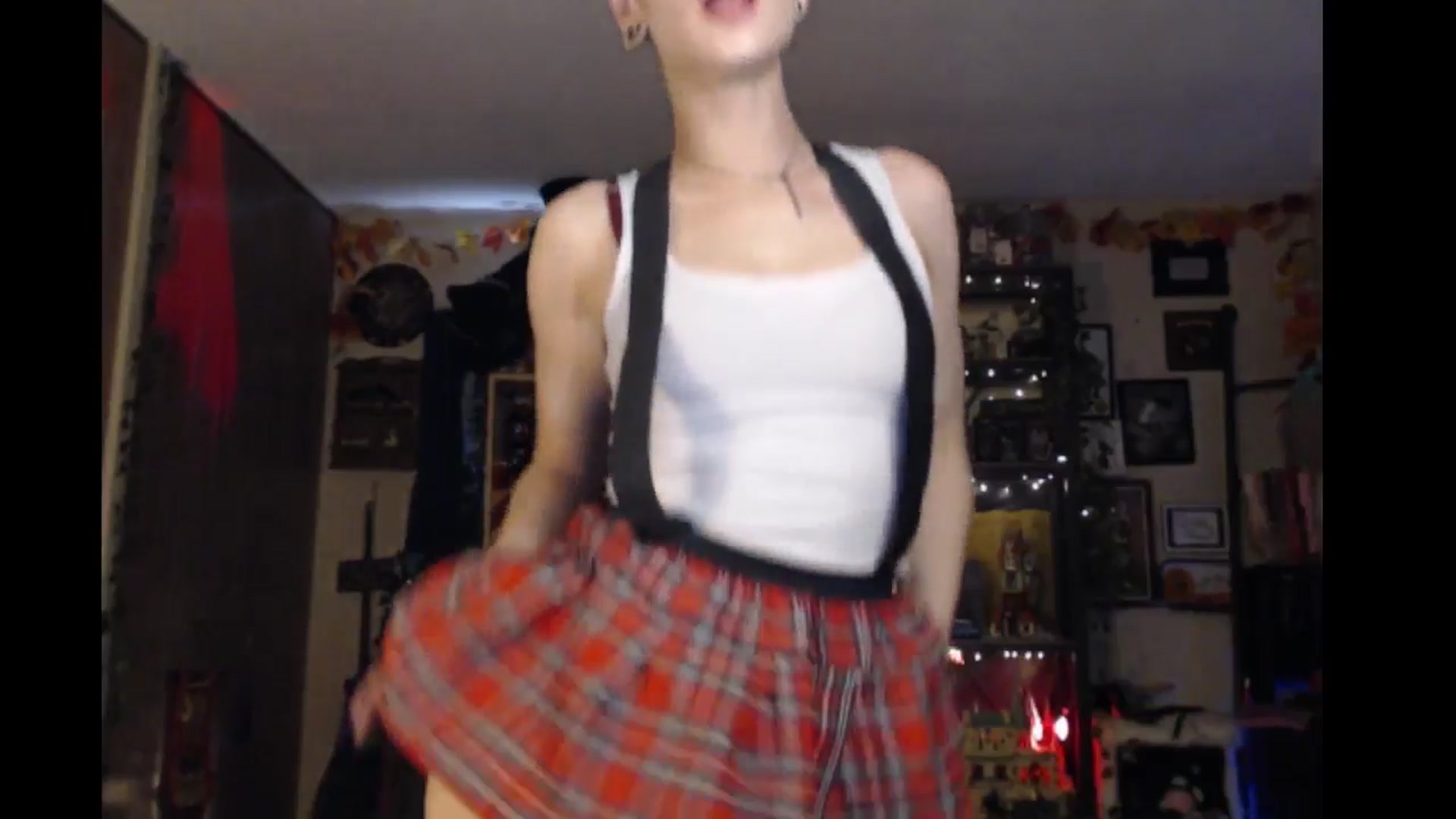 Gallery image thumbnail from Ancored's myfreecams stream on, 08/15/2024, 19:39 image 18 of 20