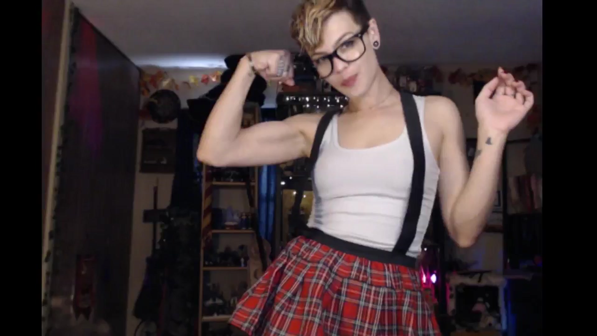 Gallery image thumbnail from Ancored's myfreecams stream on, 08/15/2024, 19:39 image 2 of 20