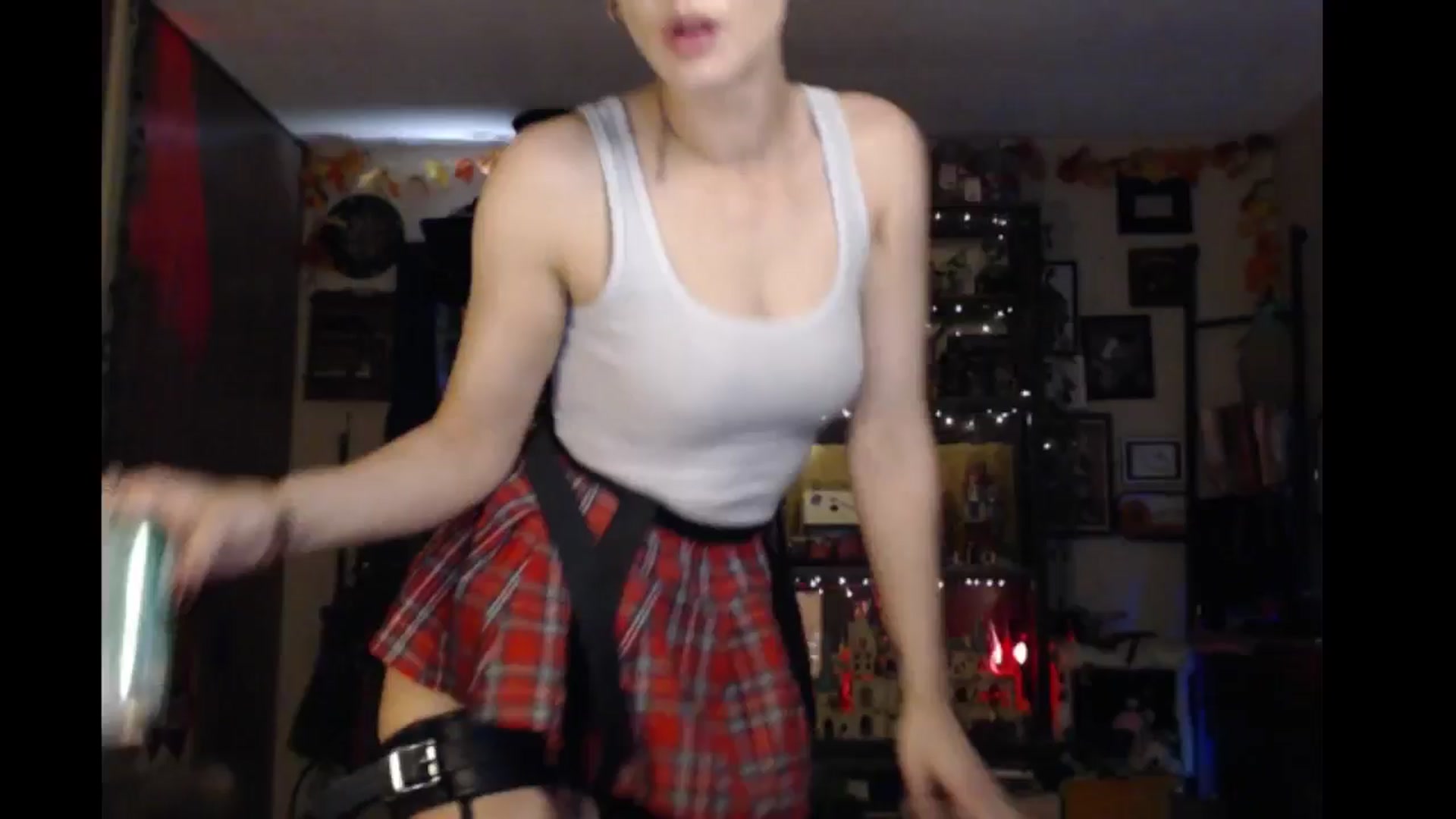 Gallery image thumbnail from Ancored's myfreecams stream on, 08/15/2024, 20:39 image 7 of 20