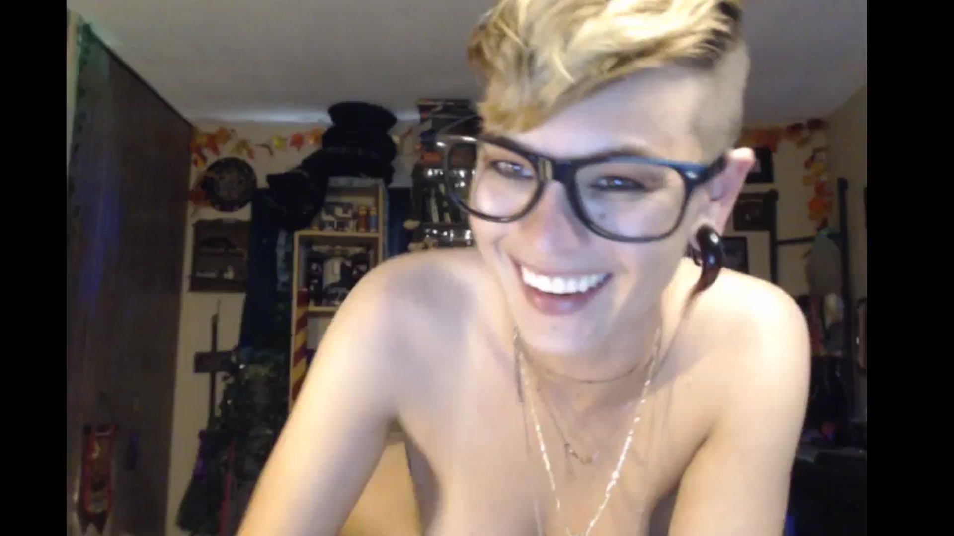 Gallery image thumbnail from Ancored's myfreecams stream on, 08/29/2024, 22:47 image 20 of 20