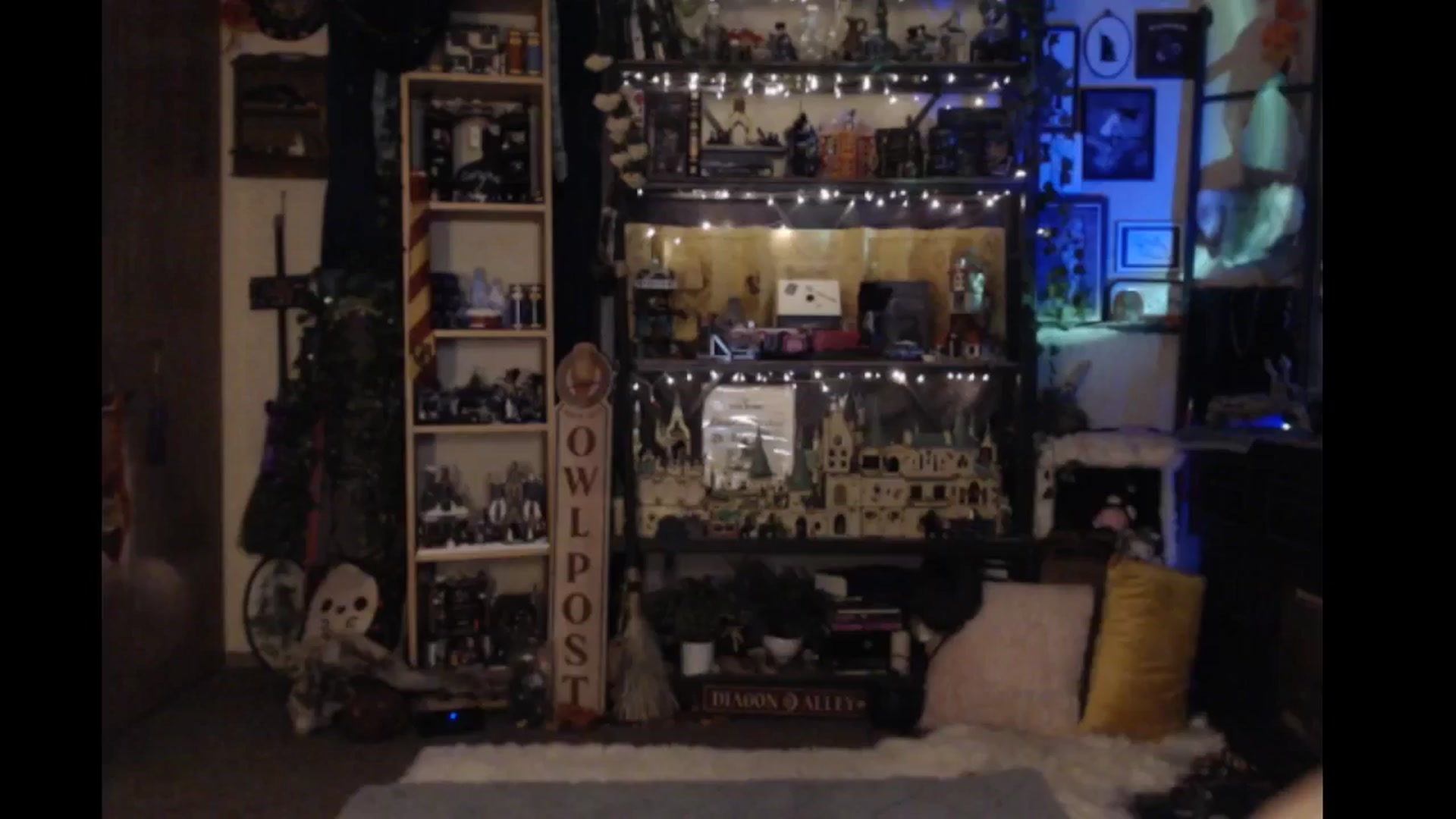 Gallery image thumbnail from Ancored's myfreecams stream on, 09/10/2024, 02:03 image 12 of 20