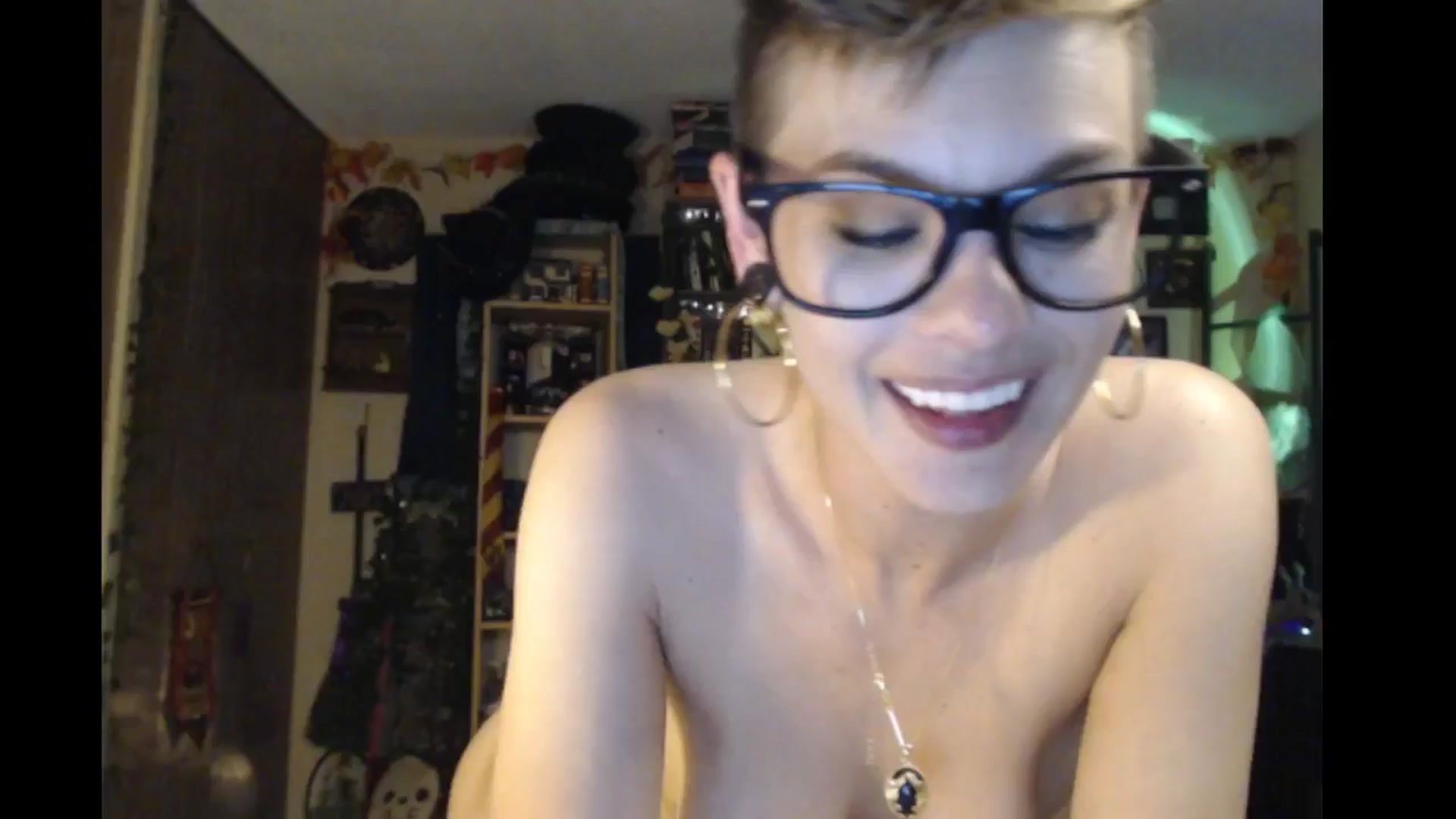 Gallery image thumbnail from Ancored's myfreecams stream on, 09/10/2024, 02:03 image 17 of 20