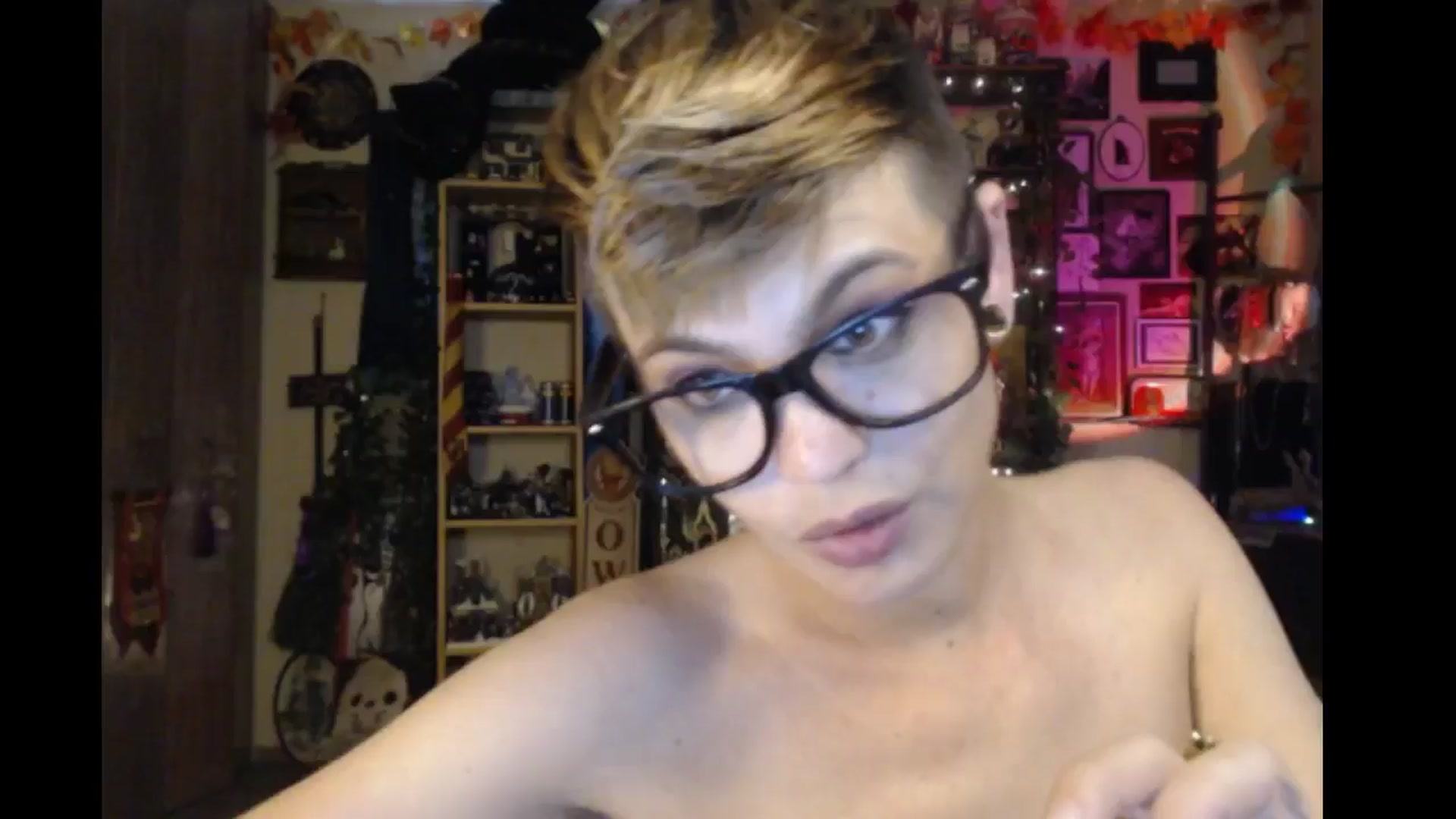 Gallery image thumbnail from Ancored's myfreecams stream on, 09/12/2024, 24:01 image 14 of 20