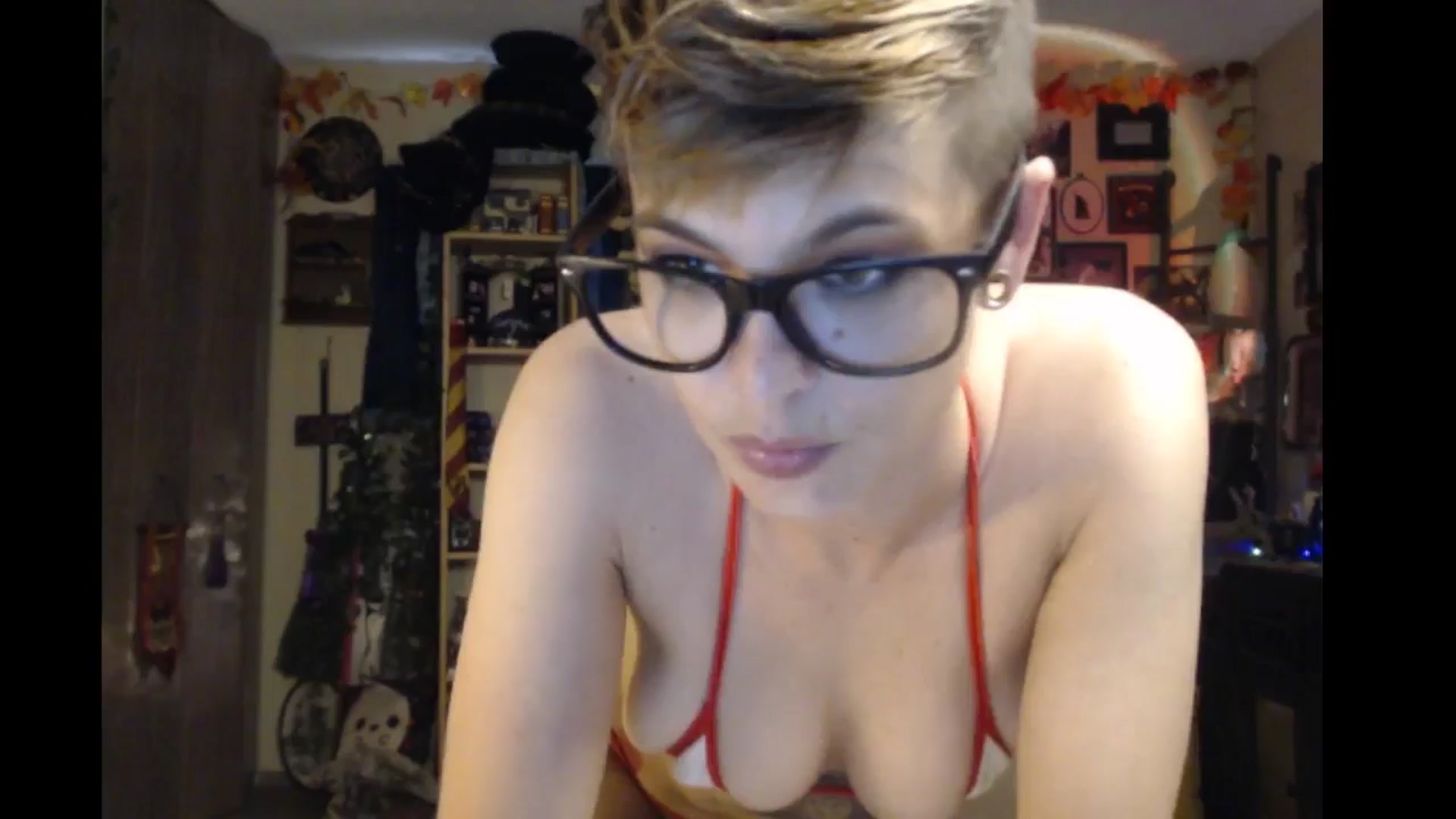 Gallery image thumbnail from Ancored's myfreecams stream on, 09/12/2024, 24:22 image 8 of 20