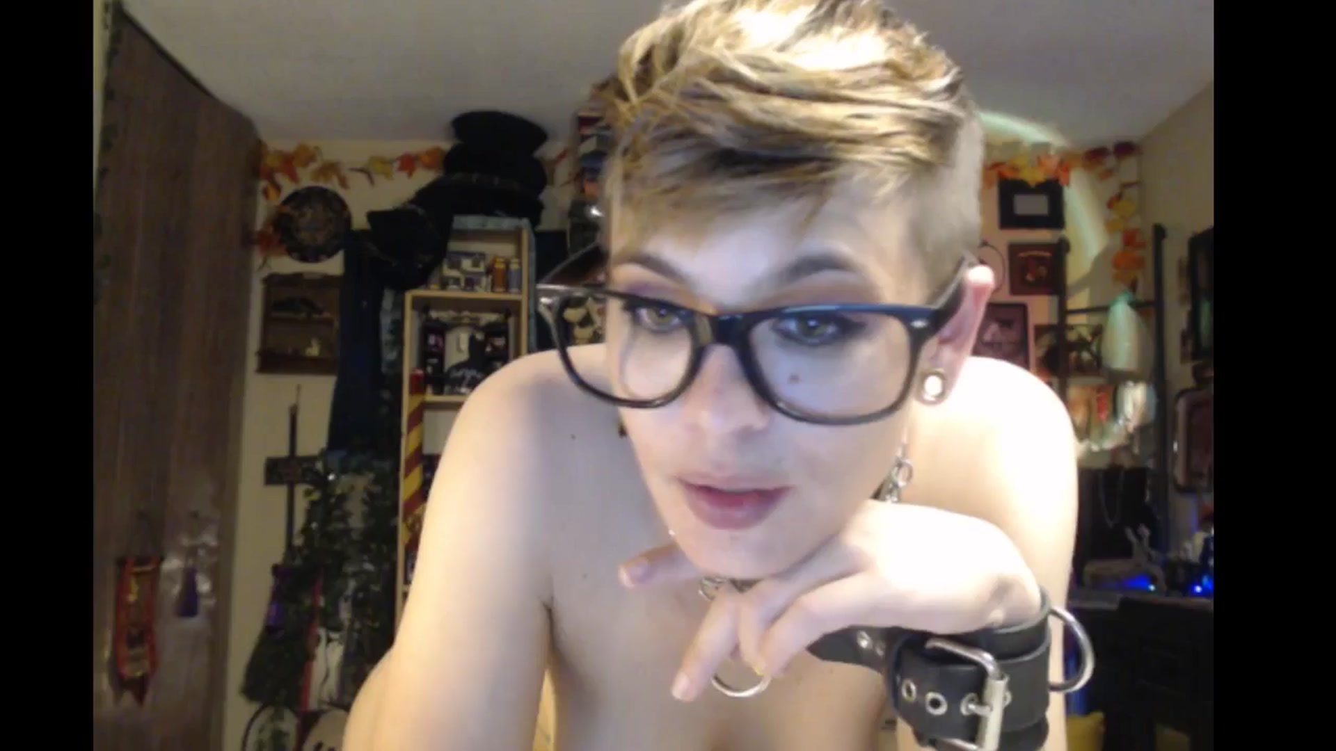Gallery image thumbnail from Ancored's myfreecams stream on, 09/12/2024, 02:00 image 7 of 20