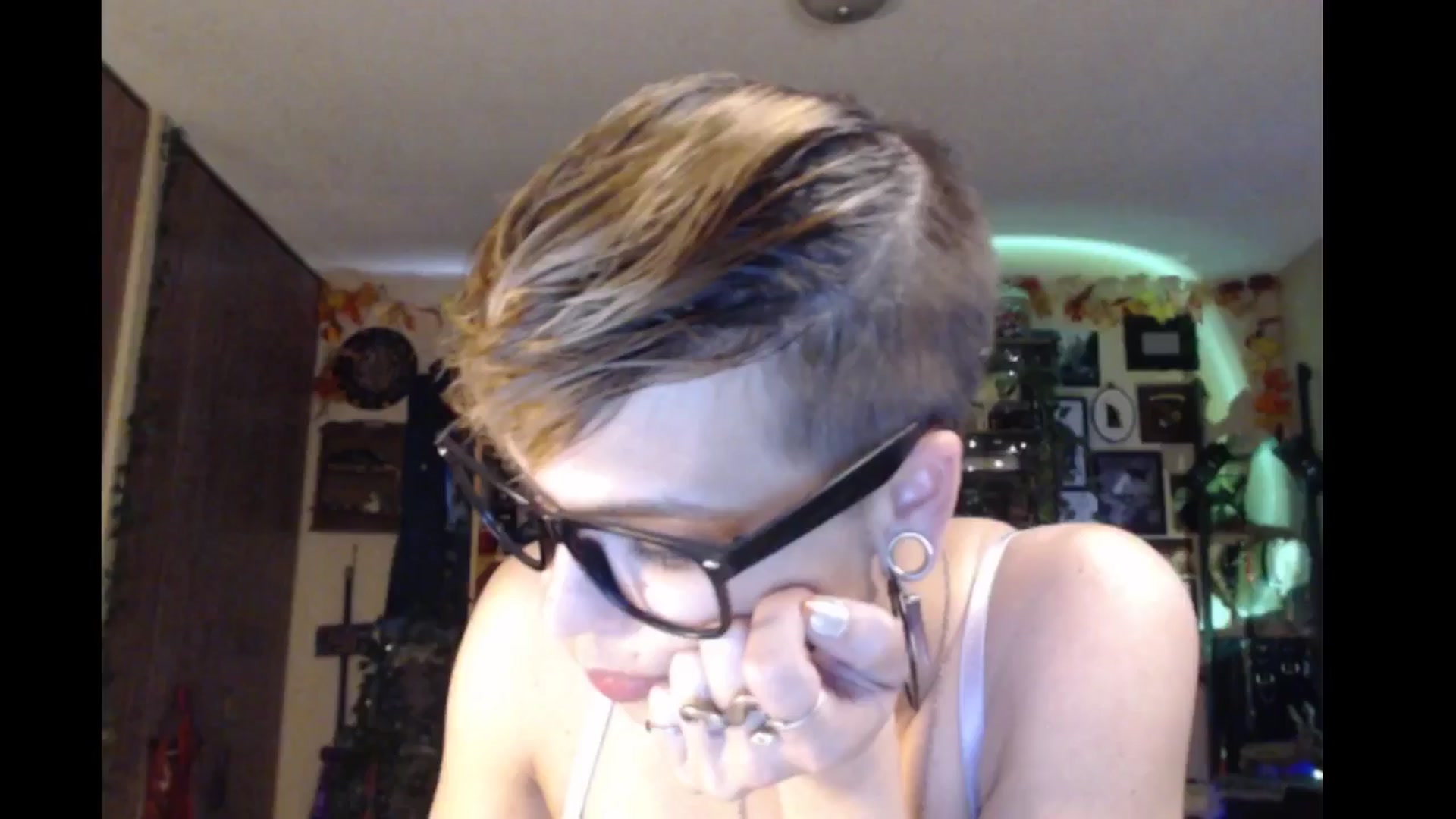 Gallery image thumbnail from Ancored's myfreecams stream on, 09/14/2024, 24:42 image 5 of 20