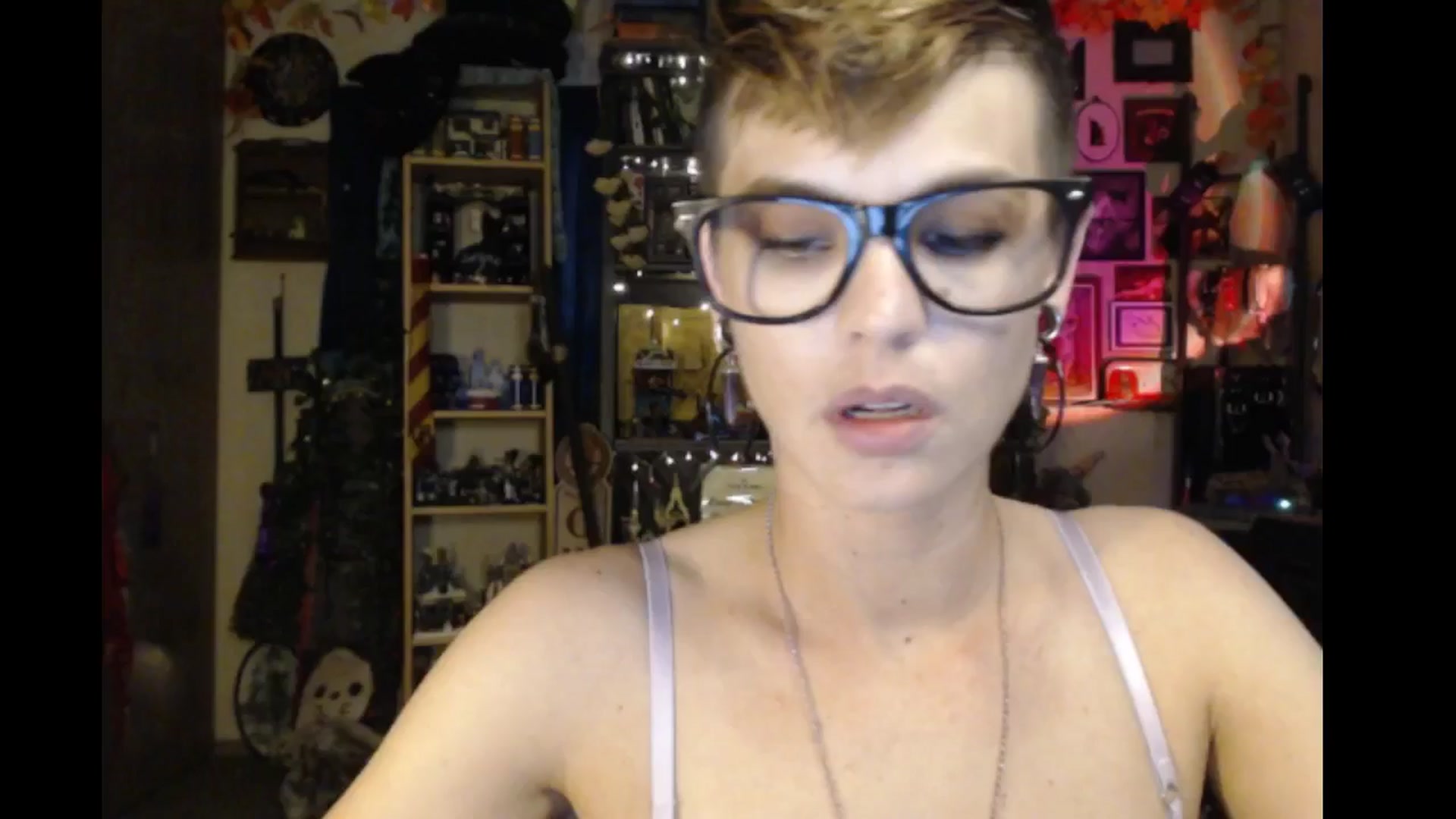 Gallery image thumbnail from Ancored's myfreecams stream on, 09/14/2024, 24:42 image 15 of 20