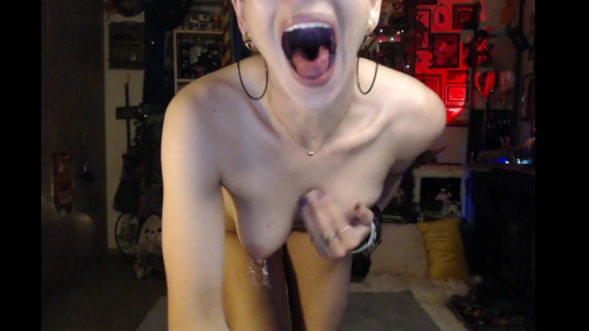 Gallery image thumbnail from Ancored's myfreecams stream on, 09/23/2024, 23:57 image 20 of 20