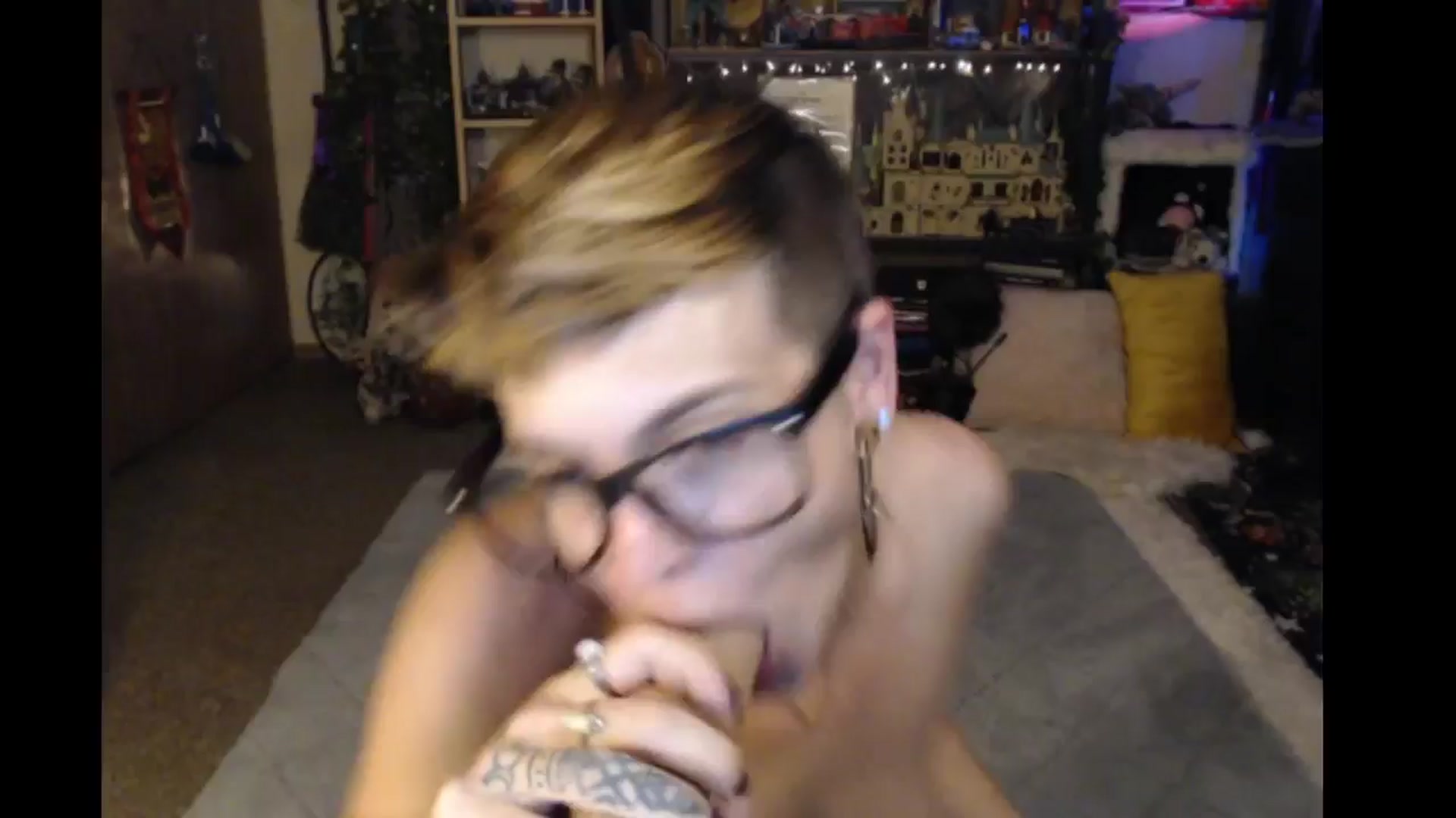 Gallery image thumbnail from Ancored's myfreecams stream on, 09/26/2024, 01:16 image 15 of 20