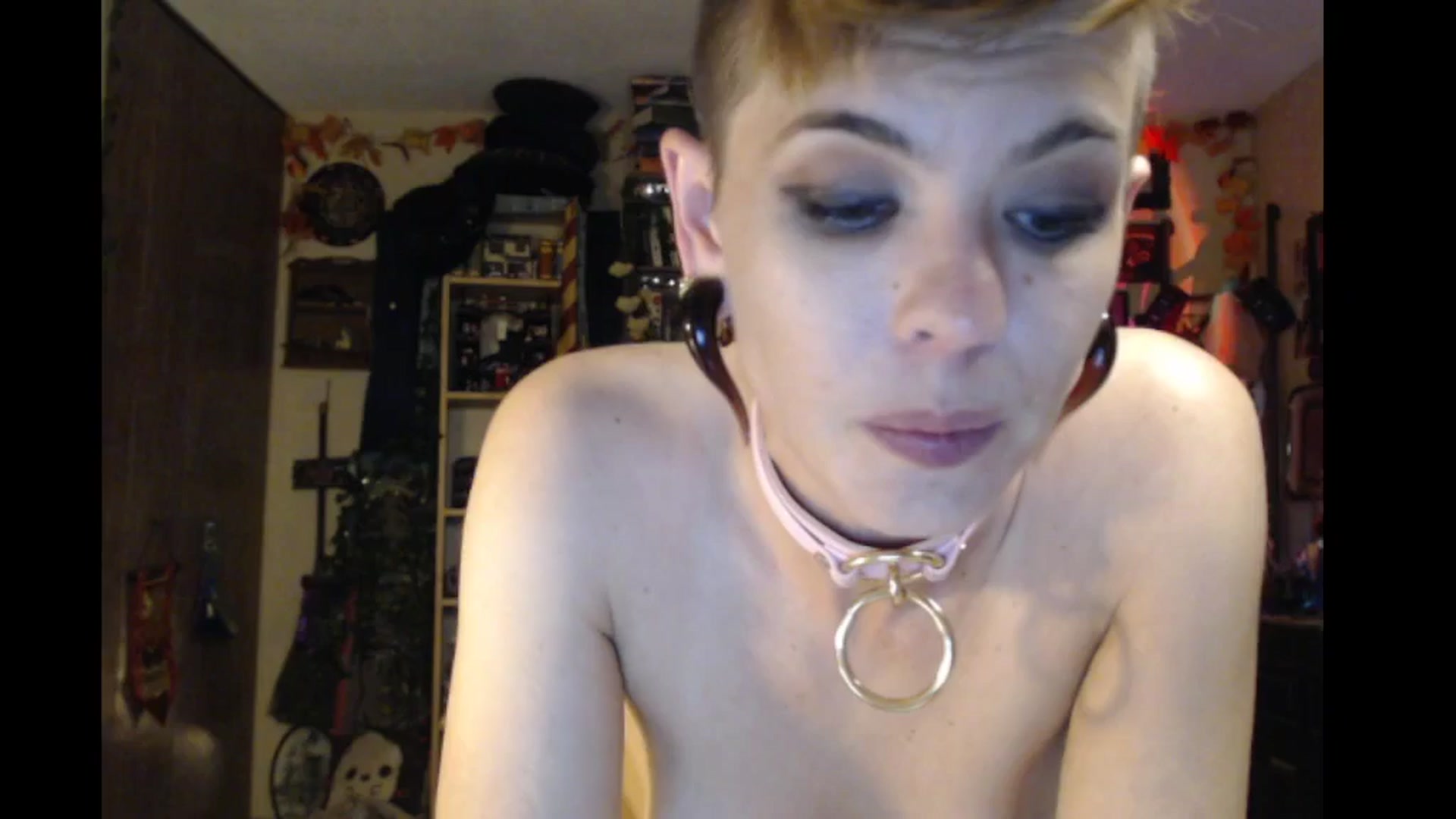 Gallery image thumbnail from Ancored's myfreecams stream on, 10/16/2024, 02:37 image 18 of 20
