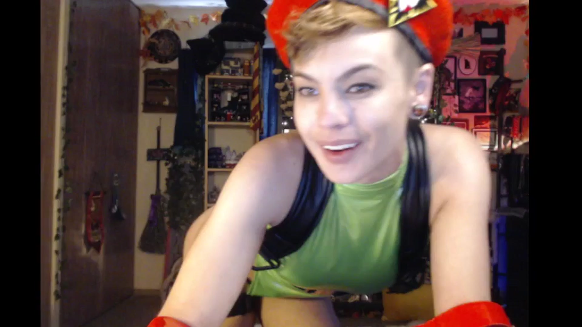Gallery image thumbnail from Ancored's myfreecams stream on, 10/31/2024, 22:03 image 3 of 20