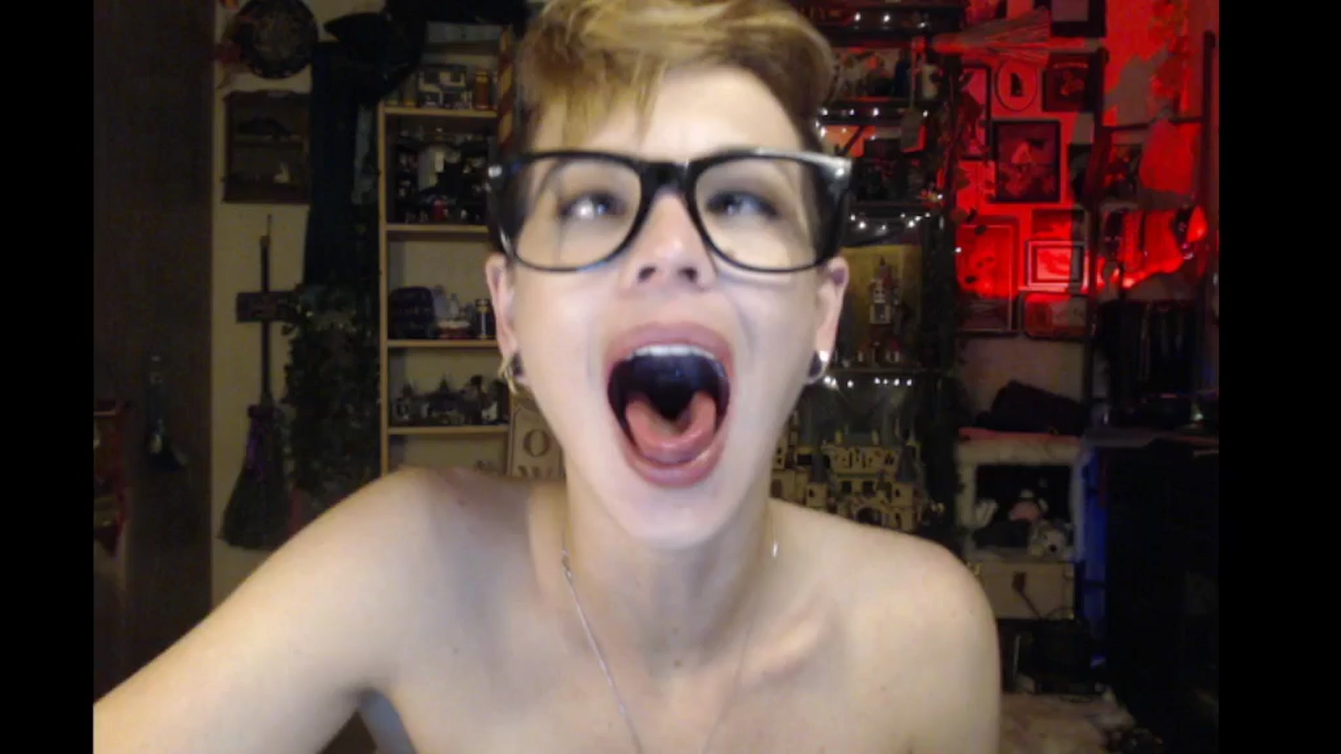 Gallery image thumbnail from Ancored's myfreecams stream on, 11/07/2024, 02:50 image 1 of 20
