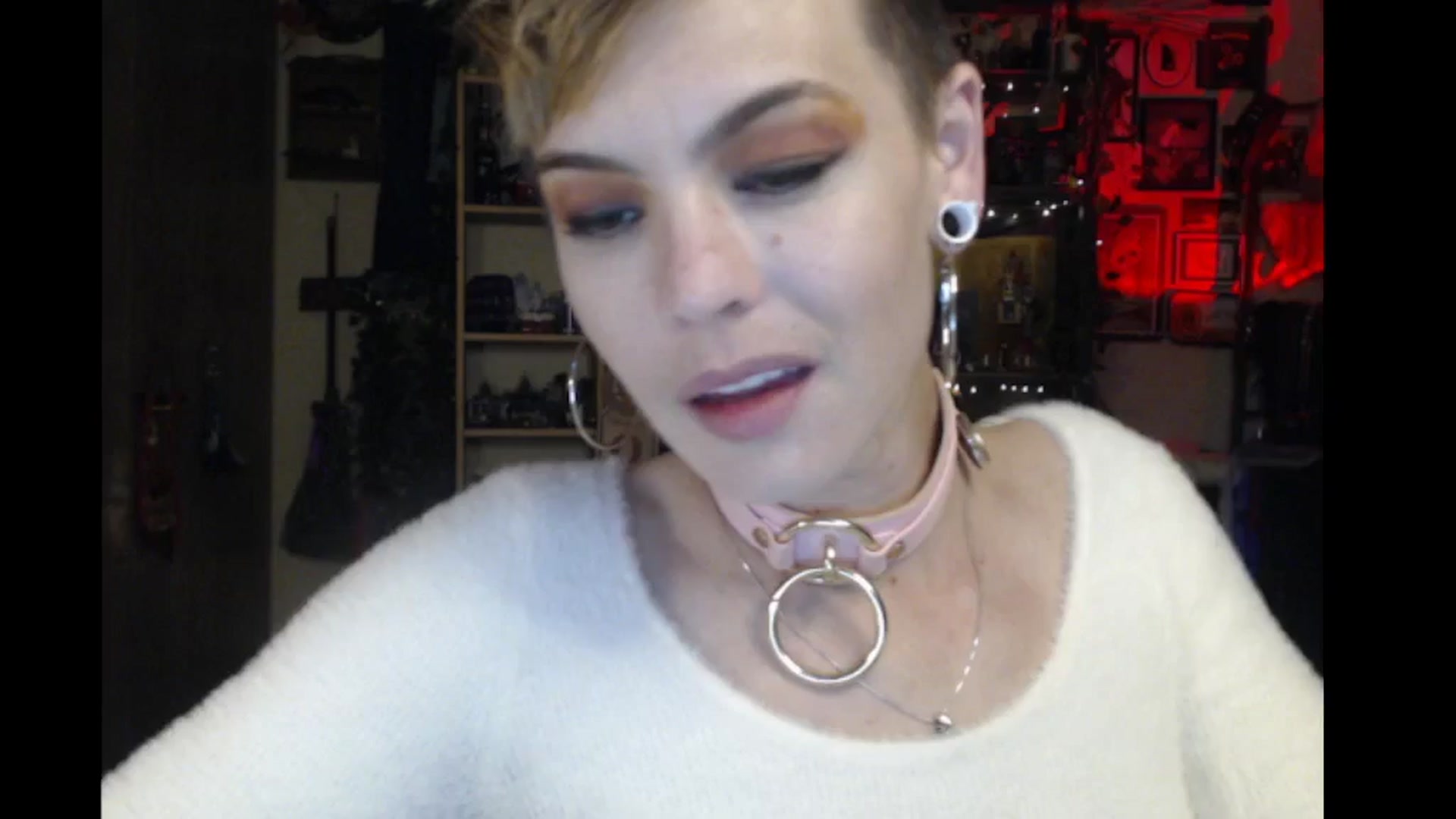 Gallery image thumbnail from Ancored's myfreecams stream on, 11/08/2024, 01:35 image 15 of 20