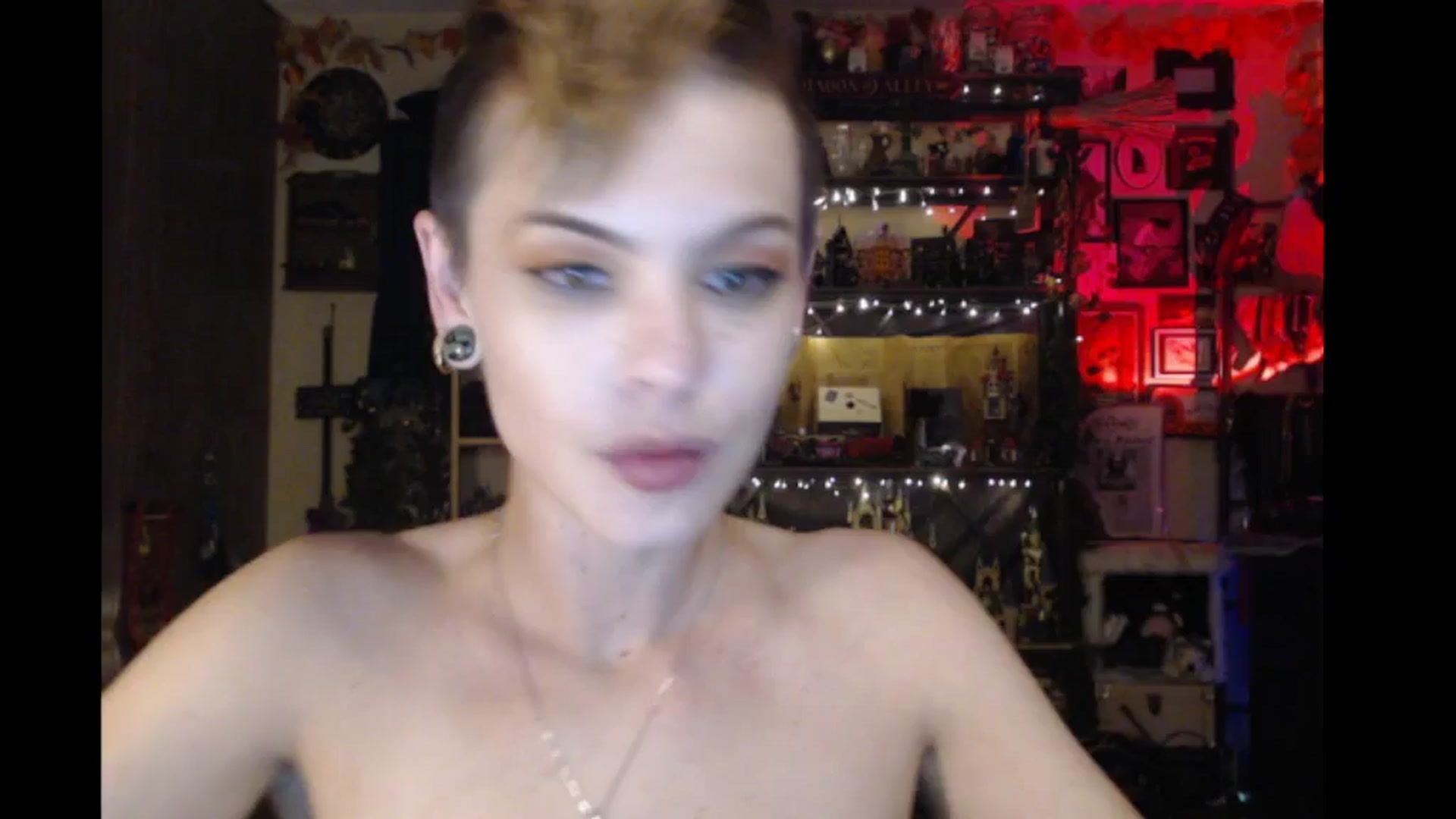 Gallery image thumbnail from Ancored's myfreecams stream on, 11/13/2024, 01:42 image 7 of 20