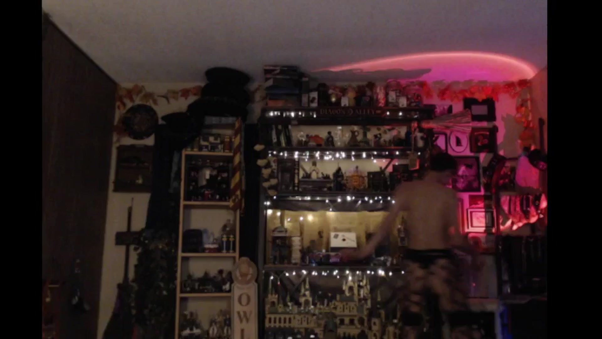 Gallery image thumbnail from Ancored's myfreecams stream on, 11/13/2024, 01:42 image 5 of 20