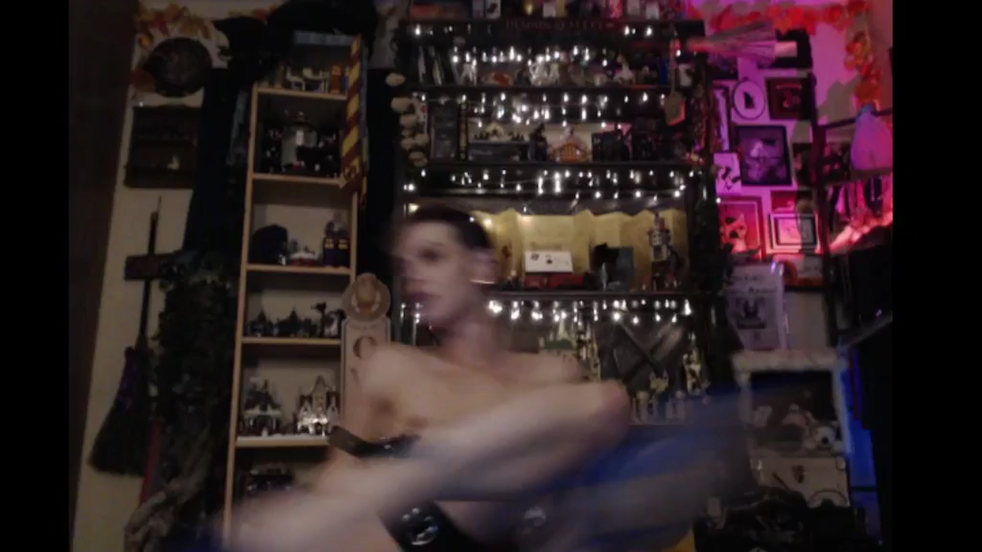 Gallery image thumbnail from Ancored's myfreecams stream on, 11/14/2024, 02:28 image 16 of 20