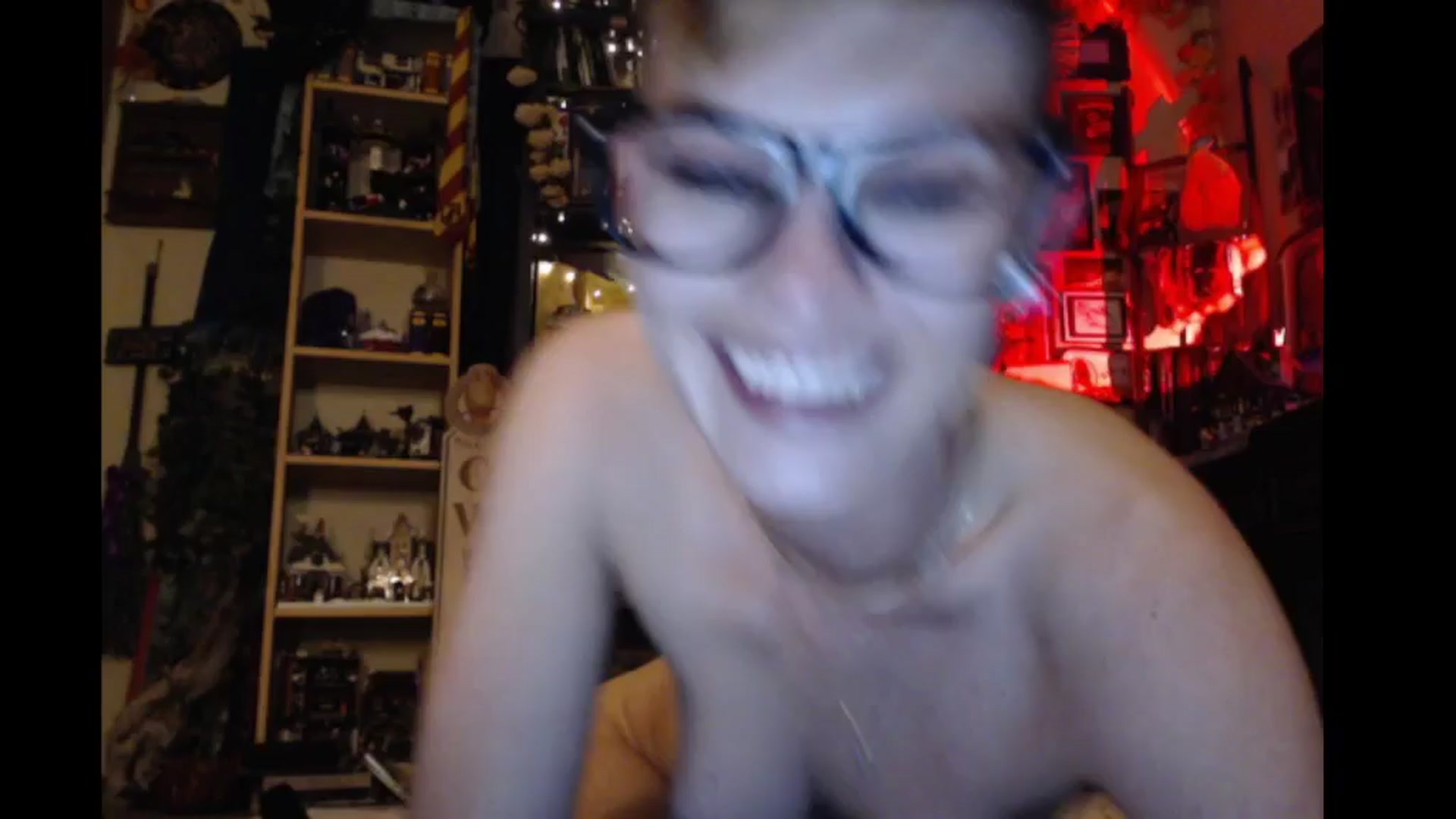 Gallery image thumbnail from Ancored's myfreecams stream on, 11/23/2024, 01:42 image 12 of 20
