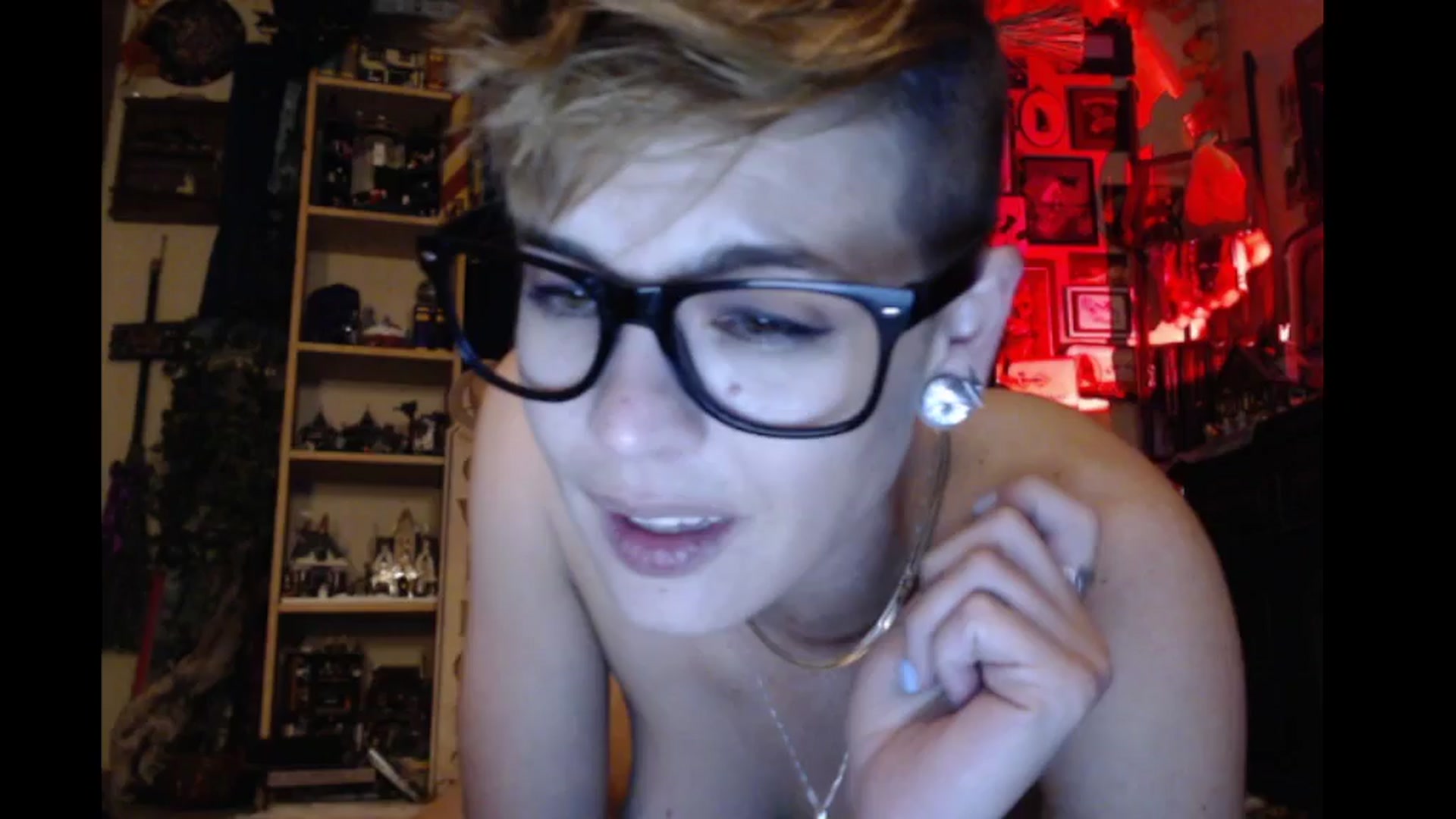 Gallery image thumbnail from Ancored's myfreecams stream on, 11/23/2024, 01:42 image 11 of 20