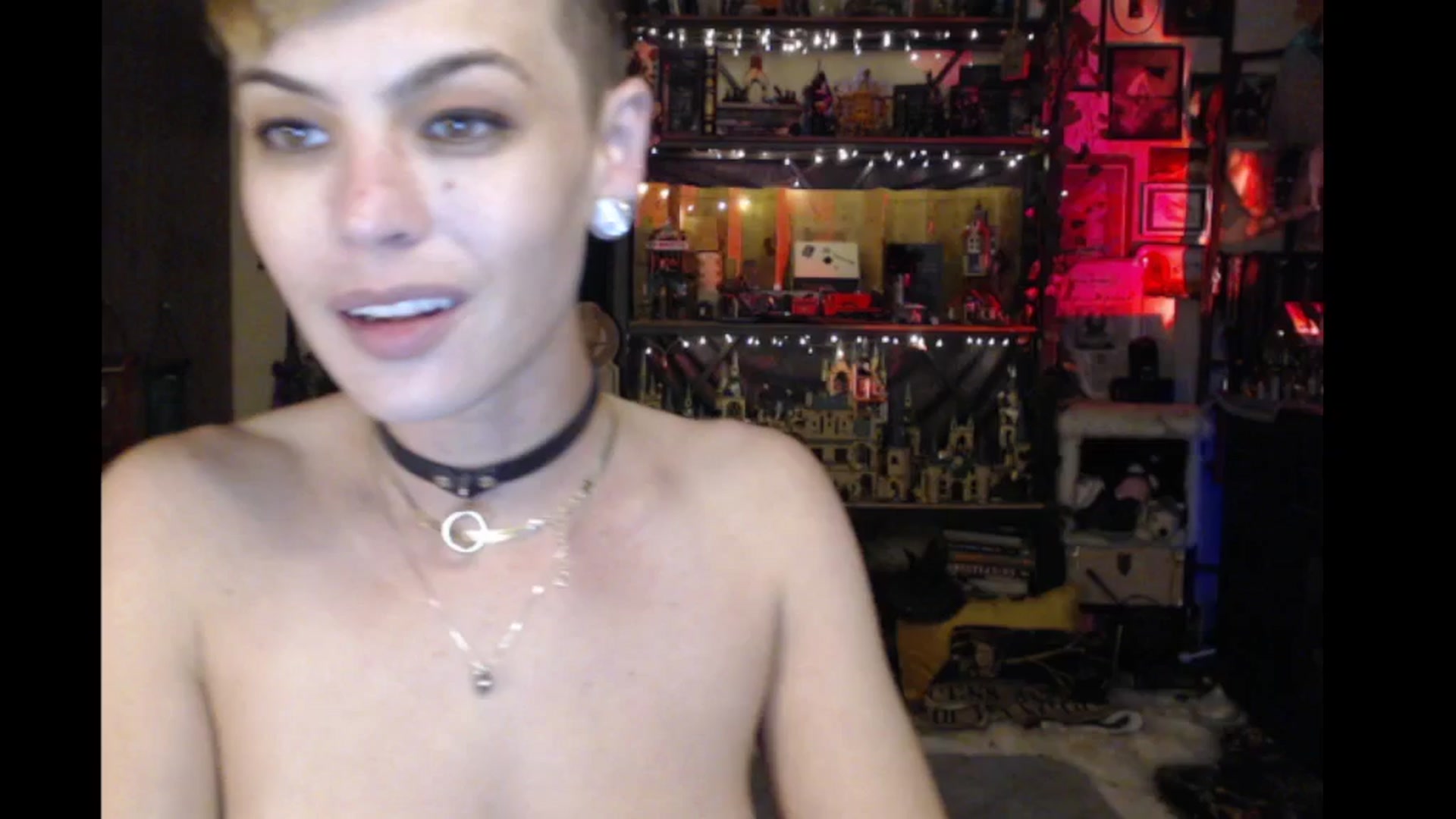 Gallery image thumbnail from Ancored's myfreecams stream on, 11/27/2024, 02:08 image 6 of 20