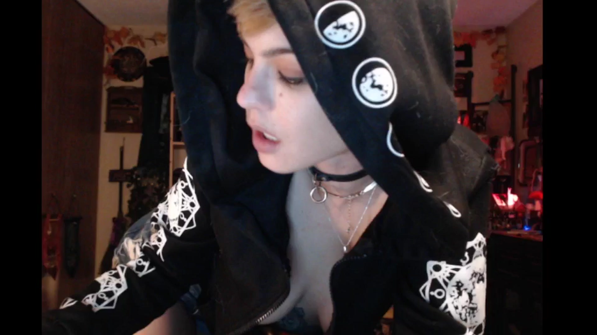 Gallery image thumbnail from Ancored's myfreecams stream on, 11/27/2024, 02:31 image 9 of 20