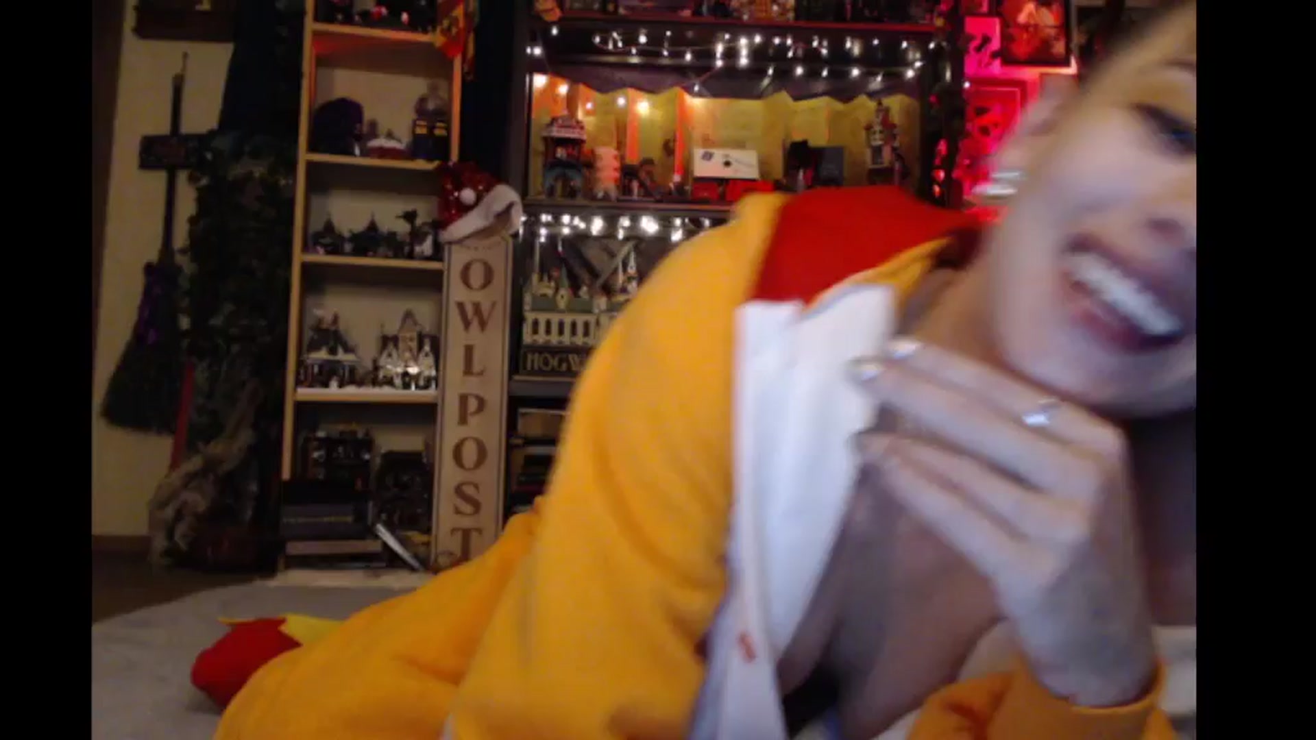 Gallery image thumbnail from Ancored's myfreecams stream on, 11/28/2024, 02:05 image 2 of 20