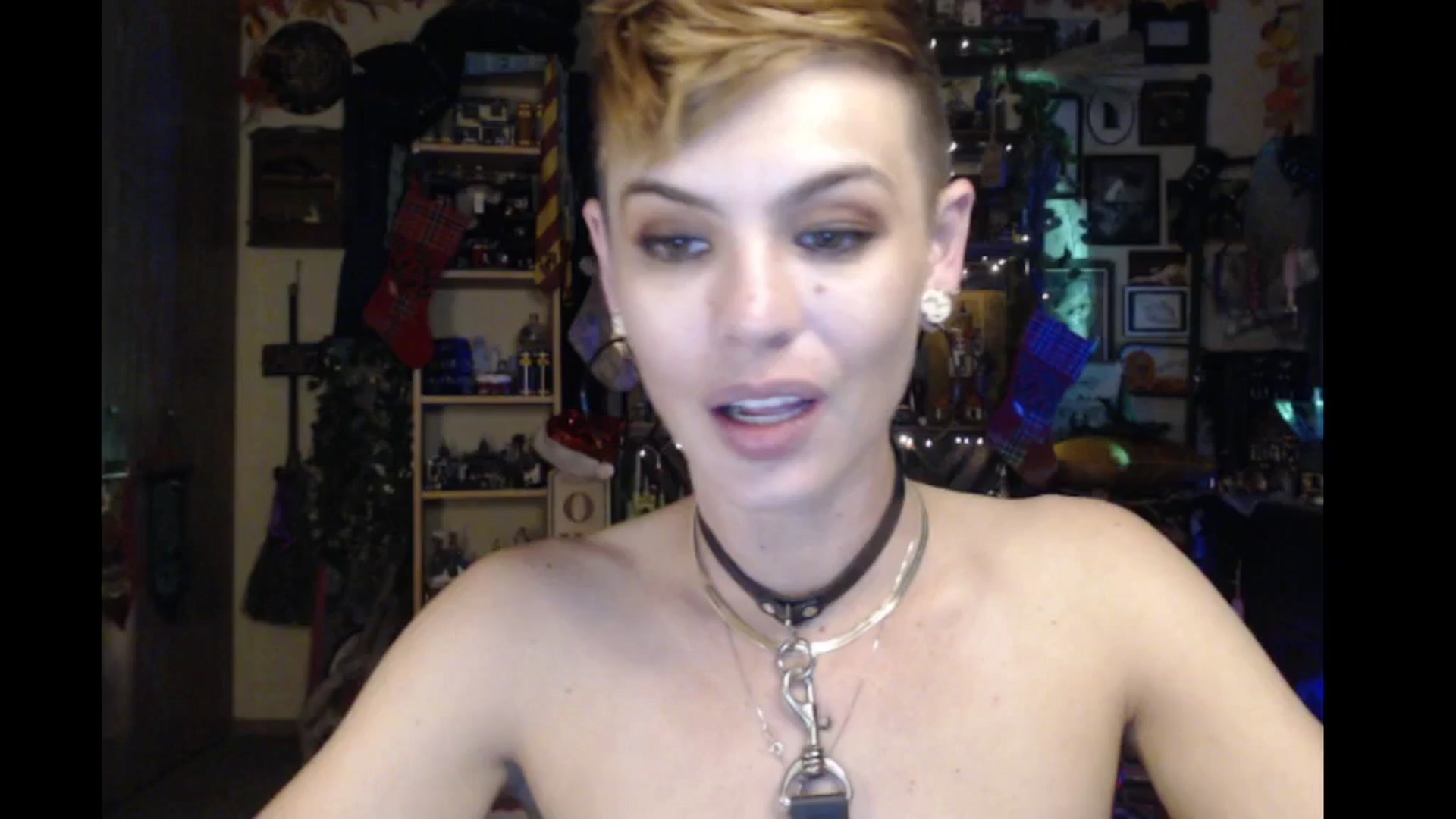 Gallery image thumbnail from Ancored's myfreecams stream on, 11/30/2024, 01:49 image 11 of 20