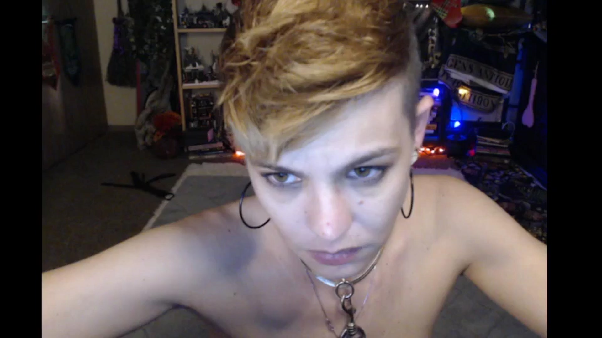 Gallery image thumbnail from Ancored's myfreecams stream on, 11/30/2024, 01:49 image 9 of 20