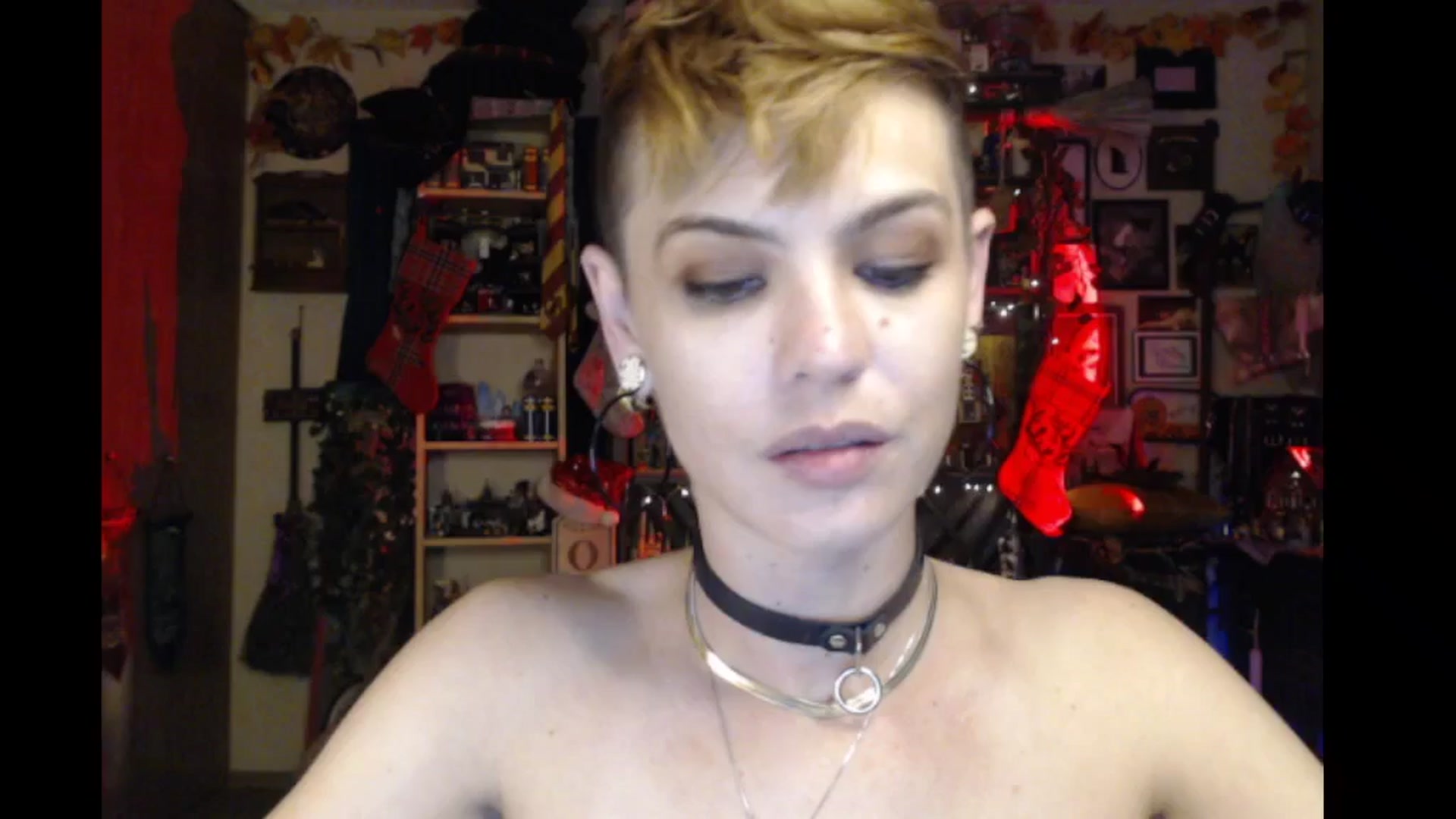 Gallery image thumbnail from Ancored's myfreecams stream on, 11/30/2024, 01:49 image 20 of 20