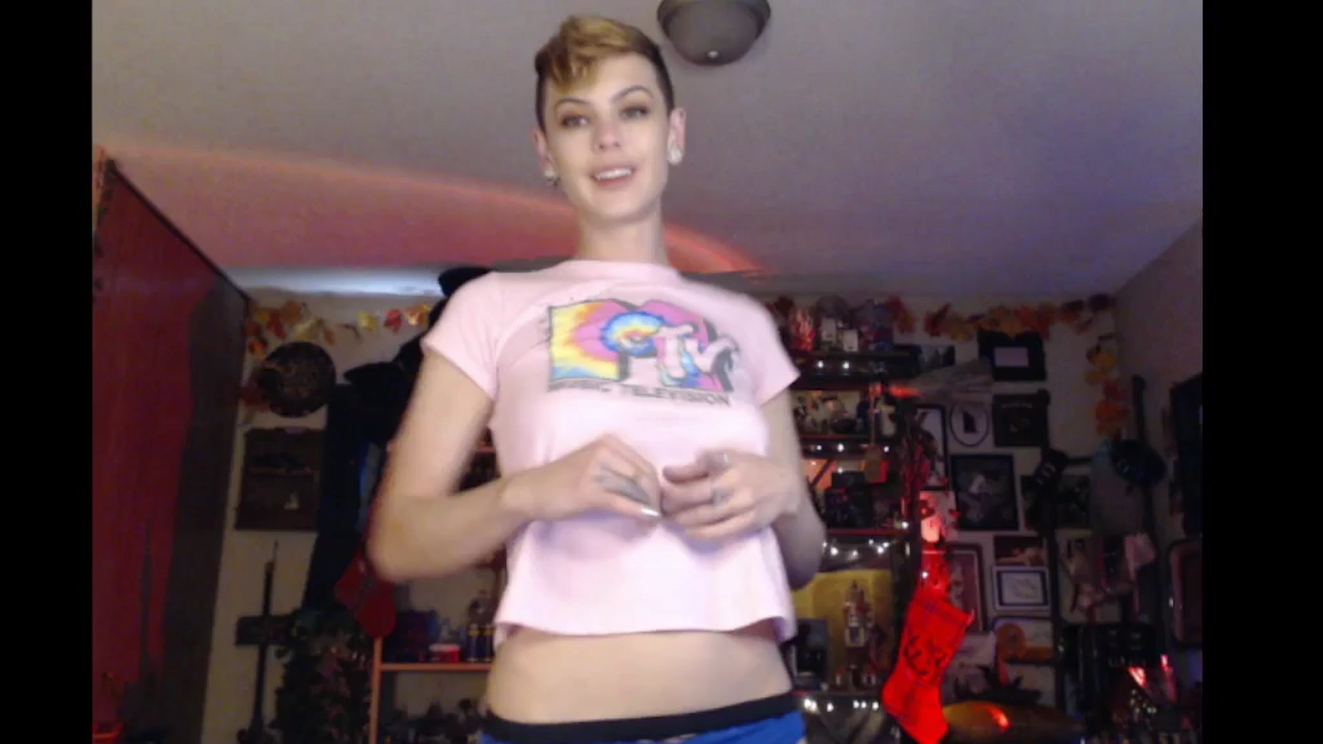 Gallery image thumbnail from Ancored's myfreecams stream on, 11/30/2024, 21:27 image 8 of 20