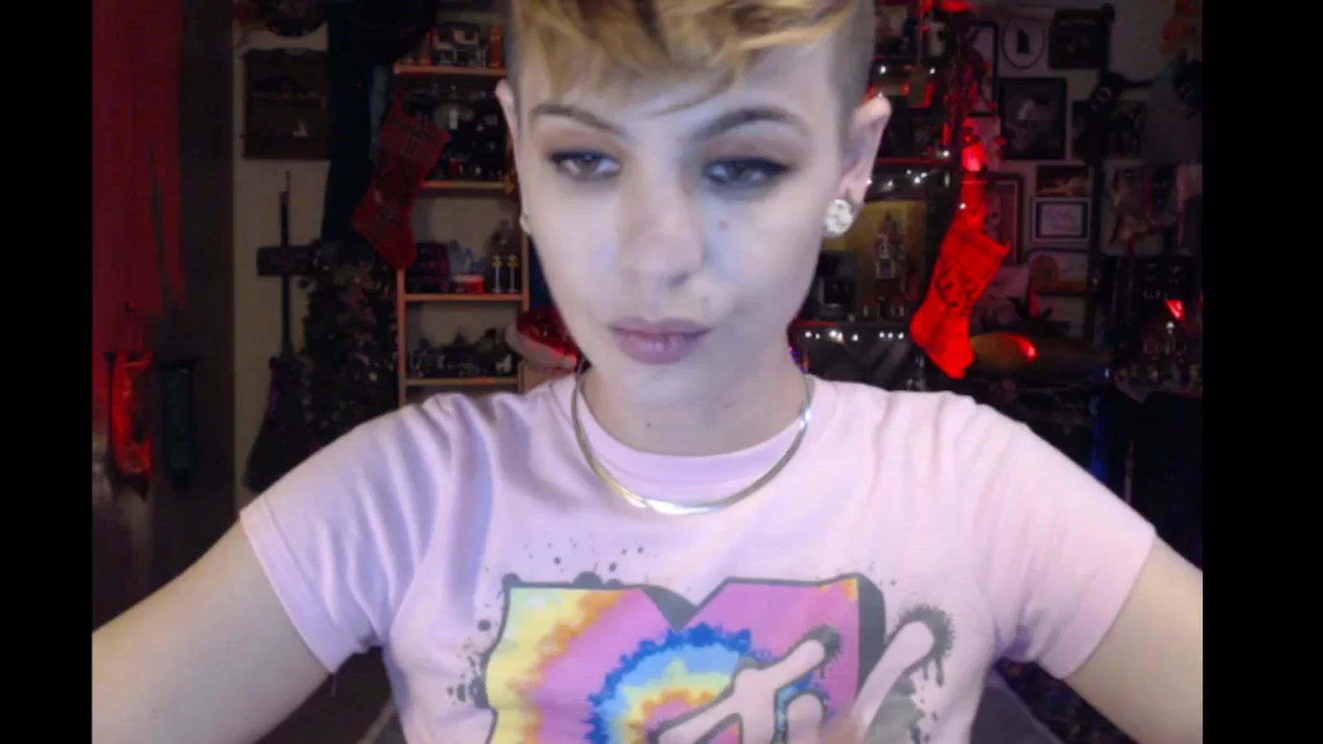 Gallery image thumbnail from Ancored's myfreecams stream on, 11/30/2024, 21:27 image 13 of 20