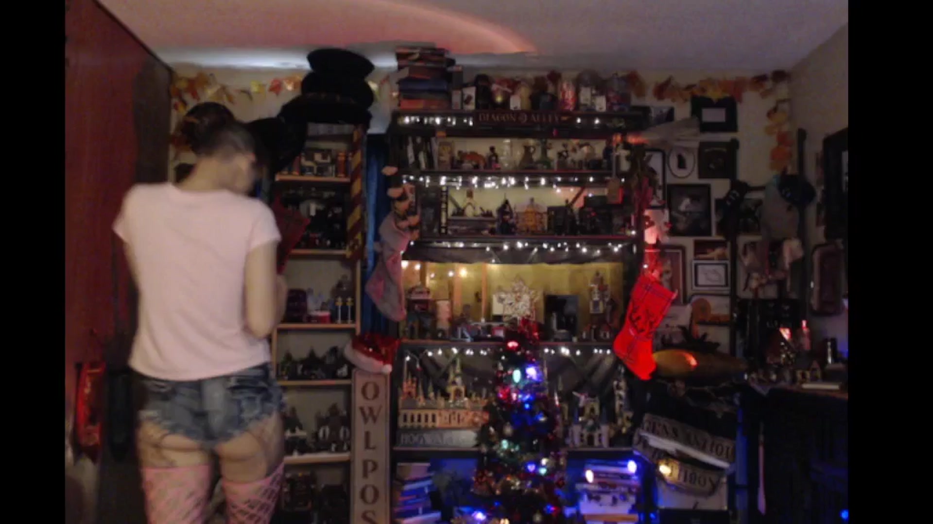 Gallery image thumbnail from Ancored's myfreecams stream on, 11/30/2024, 22:03 image 12 of 20