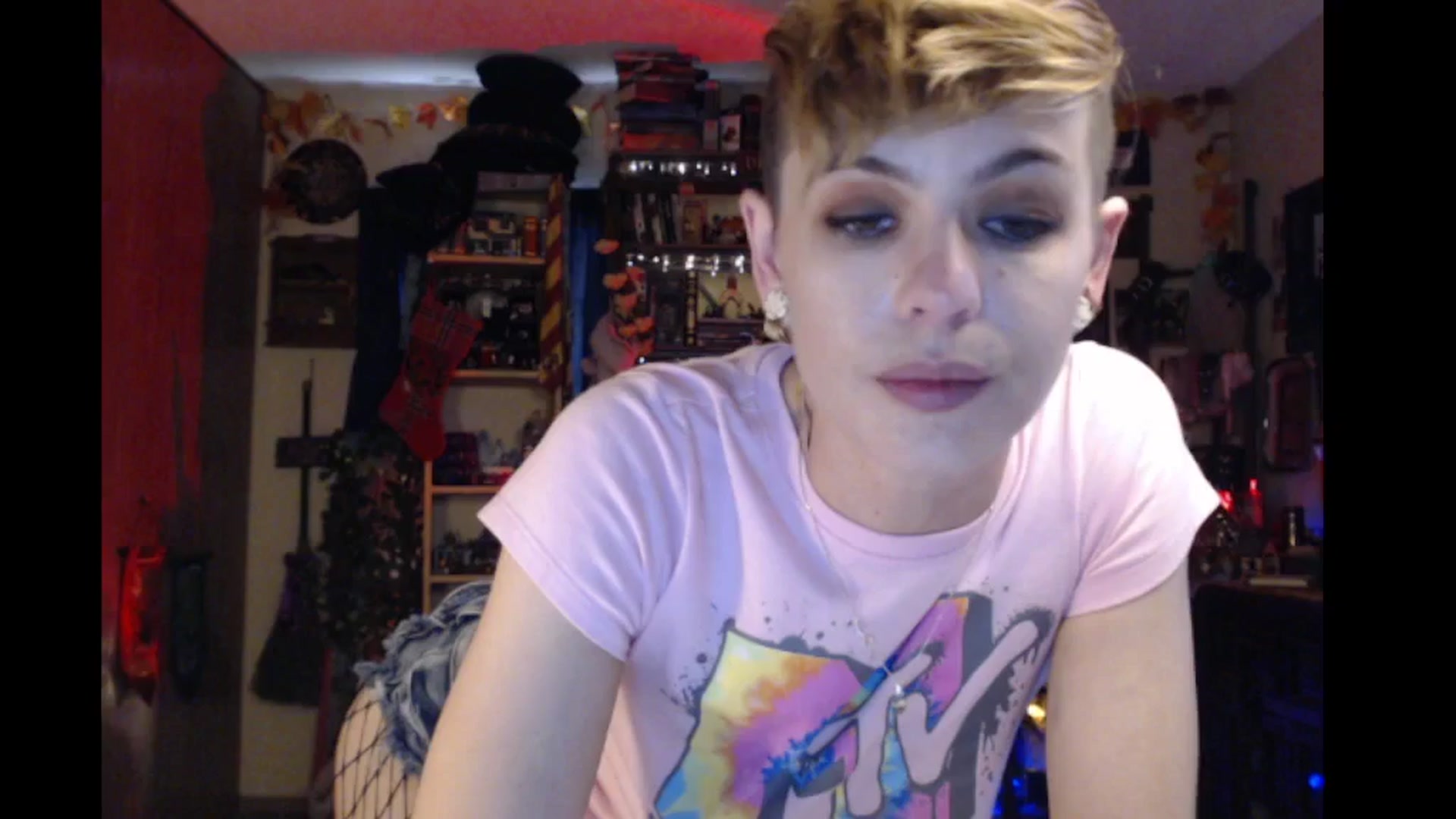 Gallery image thumbnail from Ancored's myfreecams stream on, 11/30/2024, 22:03 image 16 of 20