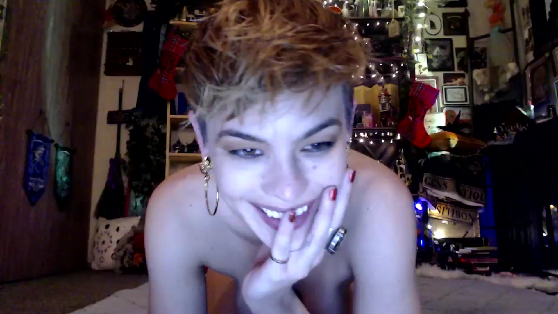 Gallery image thumbnail from Ancored's myfreecams stream on, 12/21/2024, 24:48 image 3 of 20